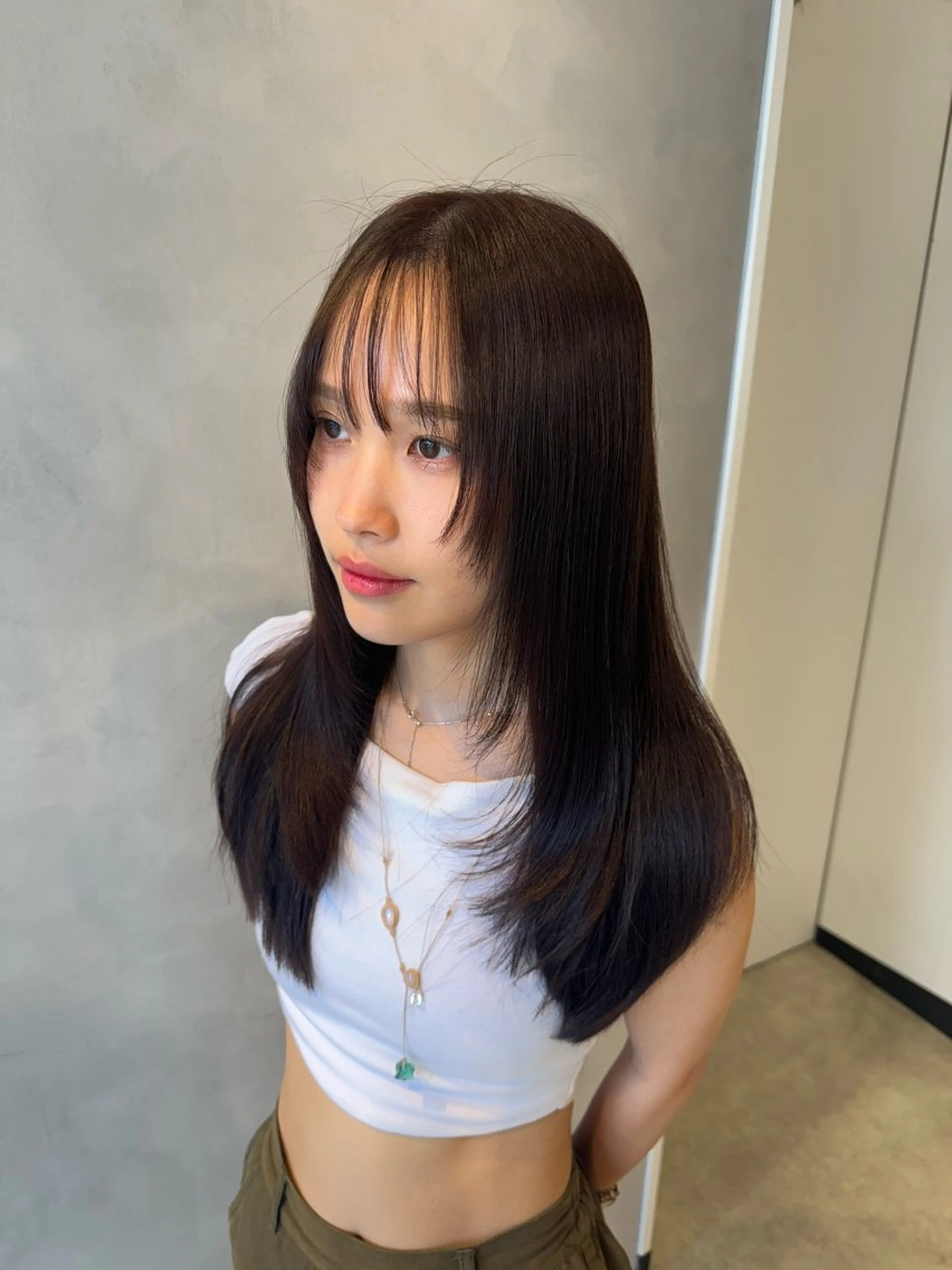 セミロング カラー ブラウンカラー パープルカラー パープルブラウン バイオレットカラー バイオレットブラウン 透明感カラー✨艶髪 制作🌱山根あゆみのヘアスタイル