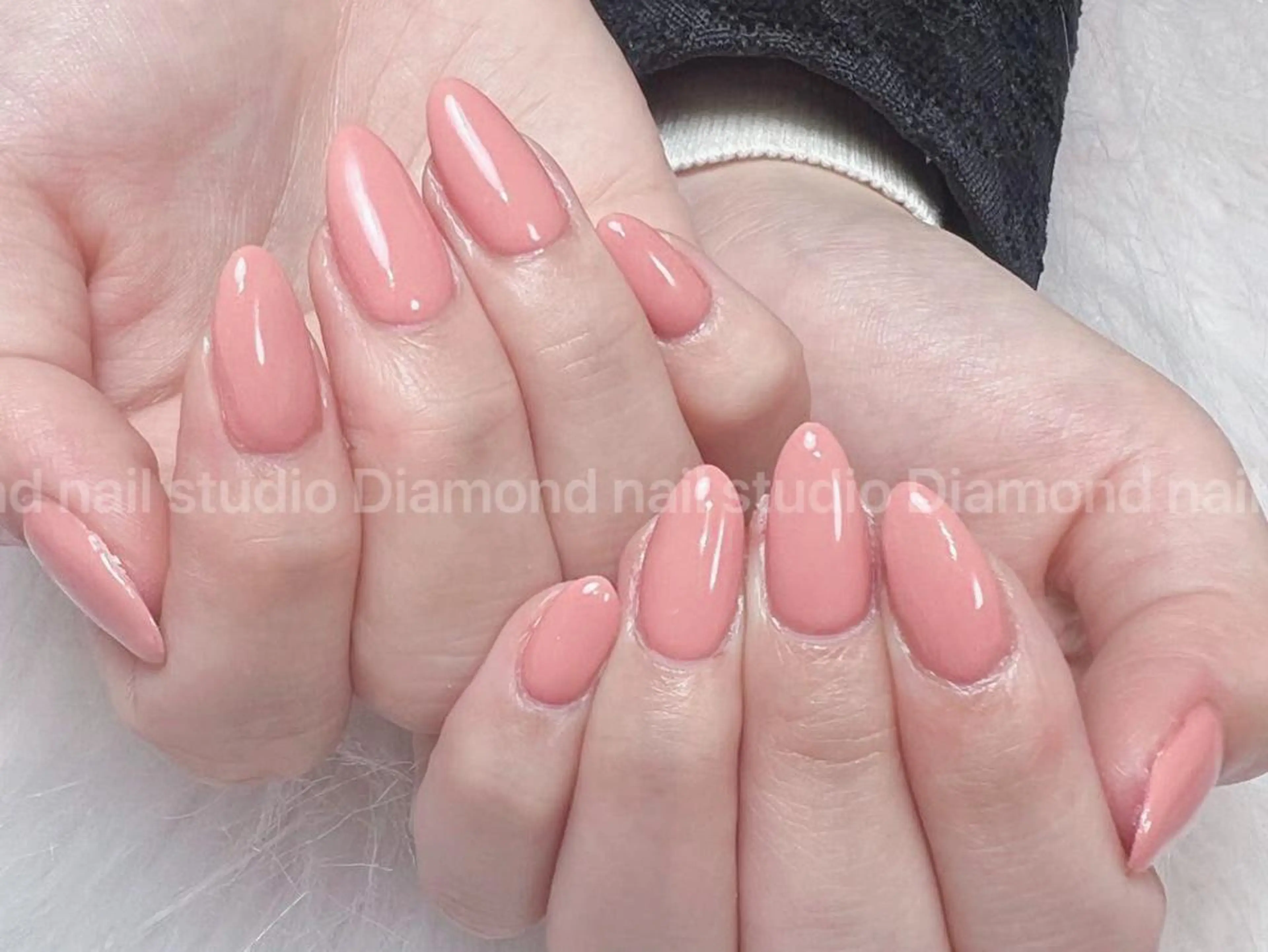 ミディアム ハンドネイル DIAMOND 💅のネイルデザイン