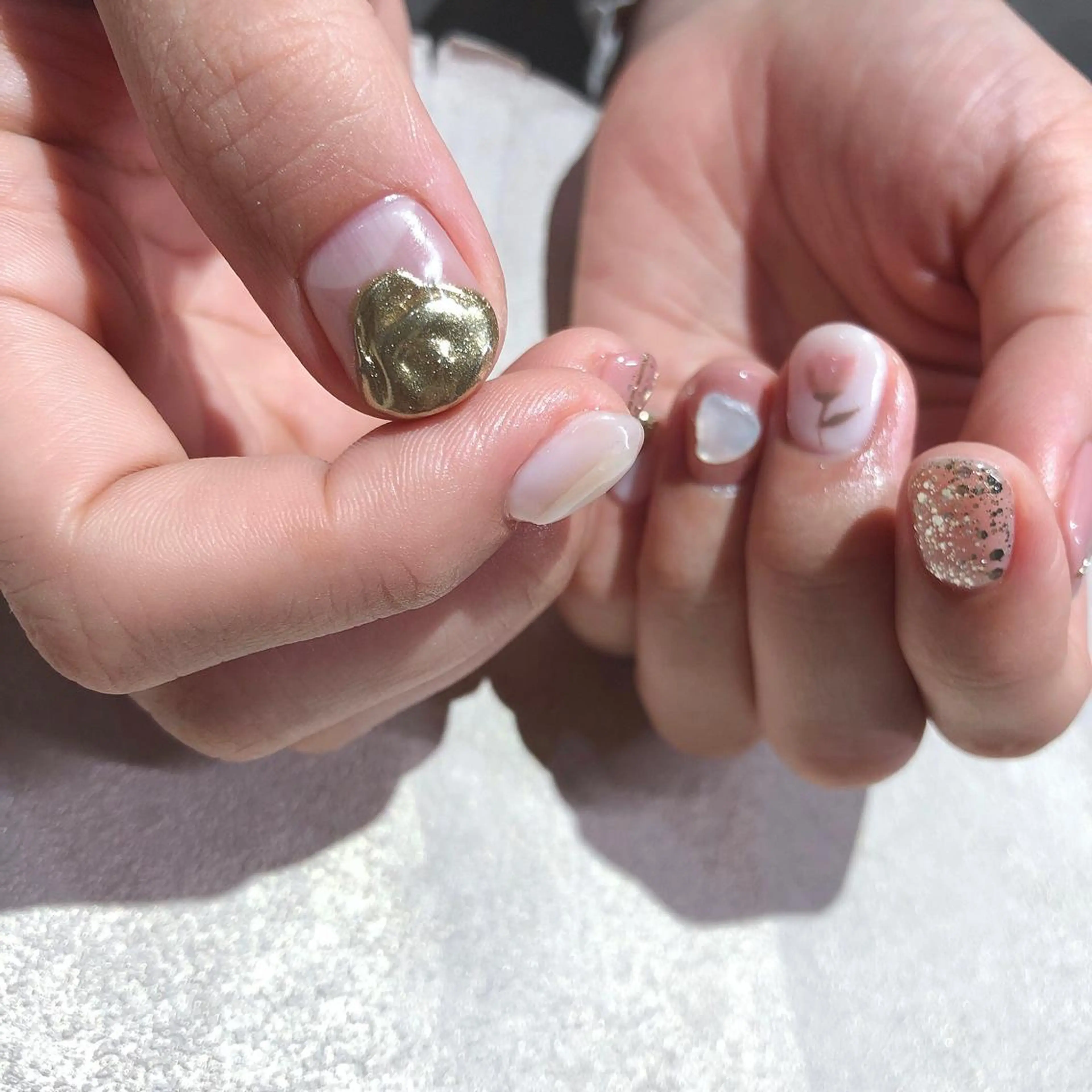 ネイル ハンドネイル フットネイル ハンドケア Nes.Nail所属・Miyagi Asamiのネイルデザイン