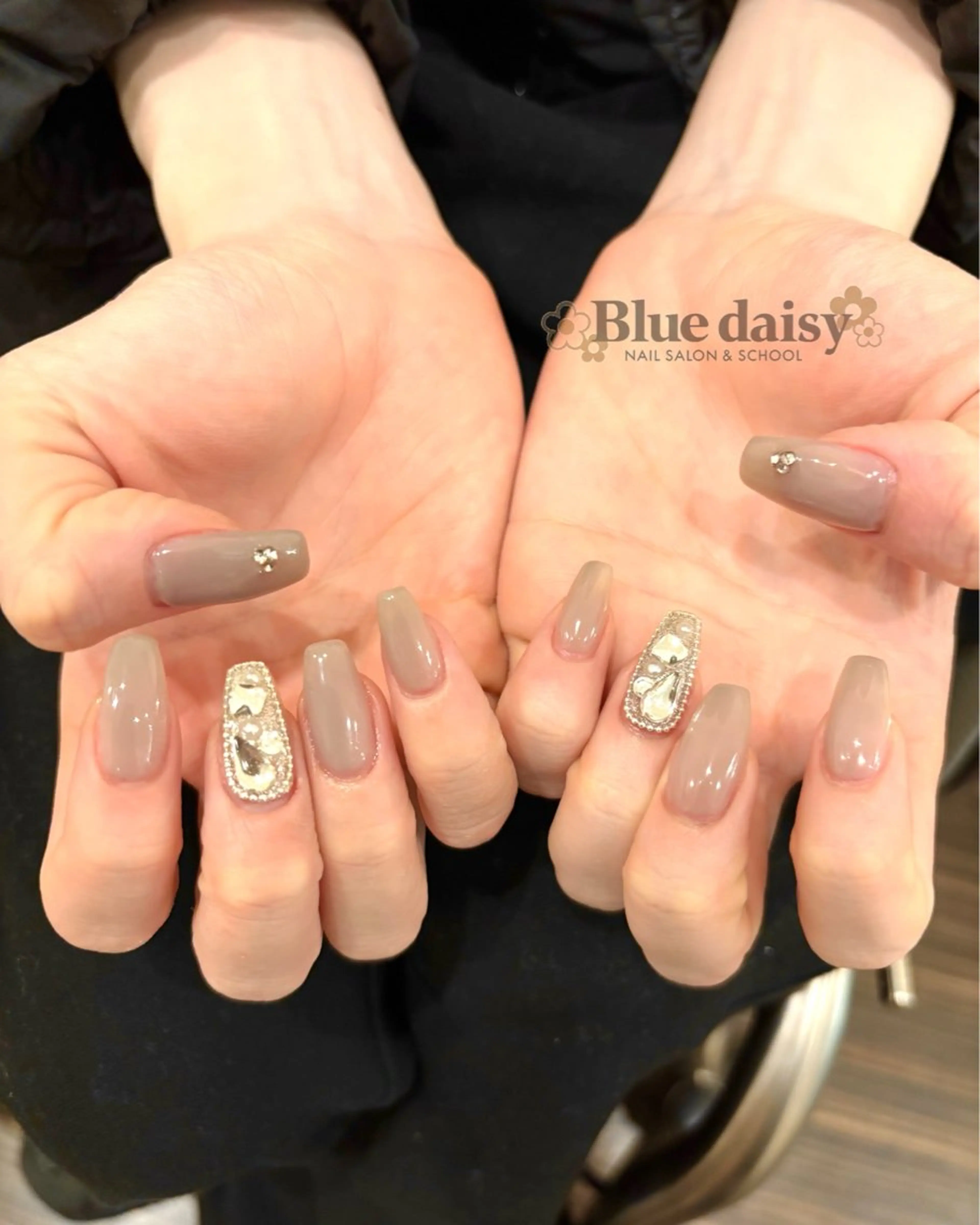 ネイル シンプルネイル ハンドネイル Blue　daisy　栄本店 【ブルーデイジー】所属・Blue daisy 栄本店のネイルデザイン