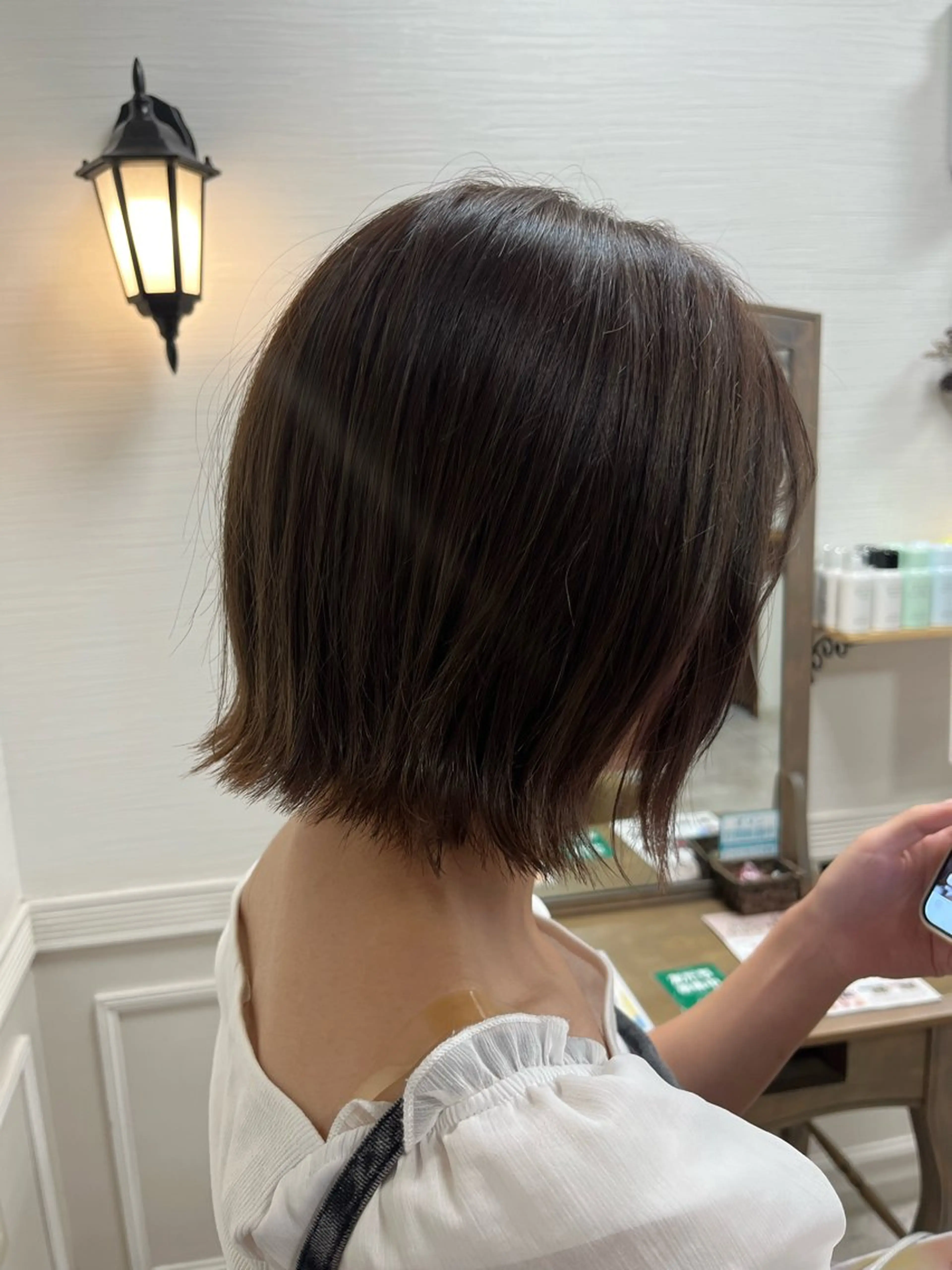 ミディアム 切りっぱなしボブ ボブ くびれヘア カット ヘアカラー 中村 由布紀のヘアスタイル