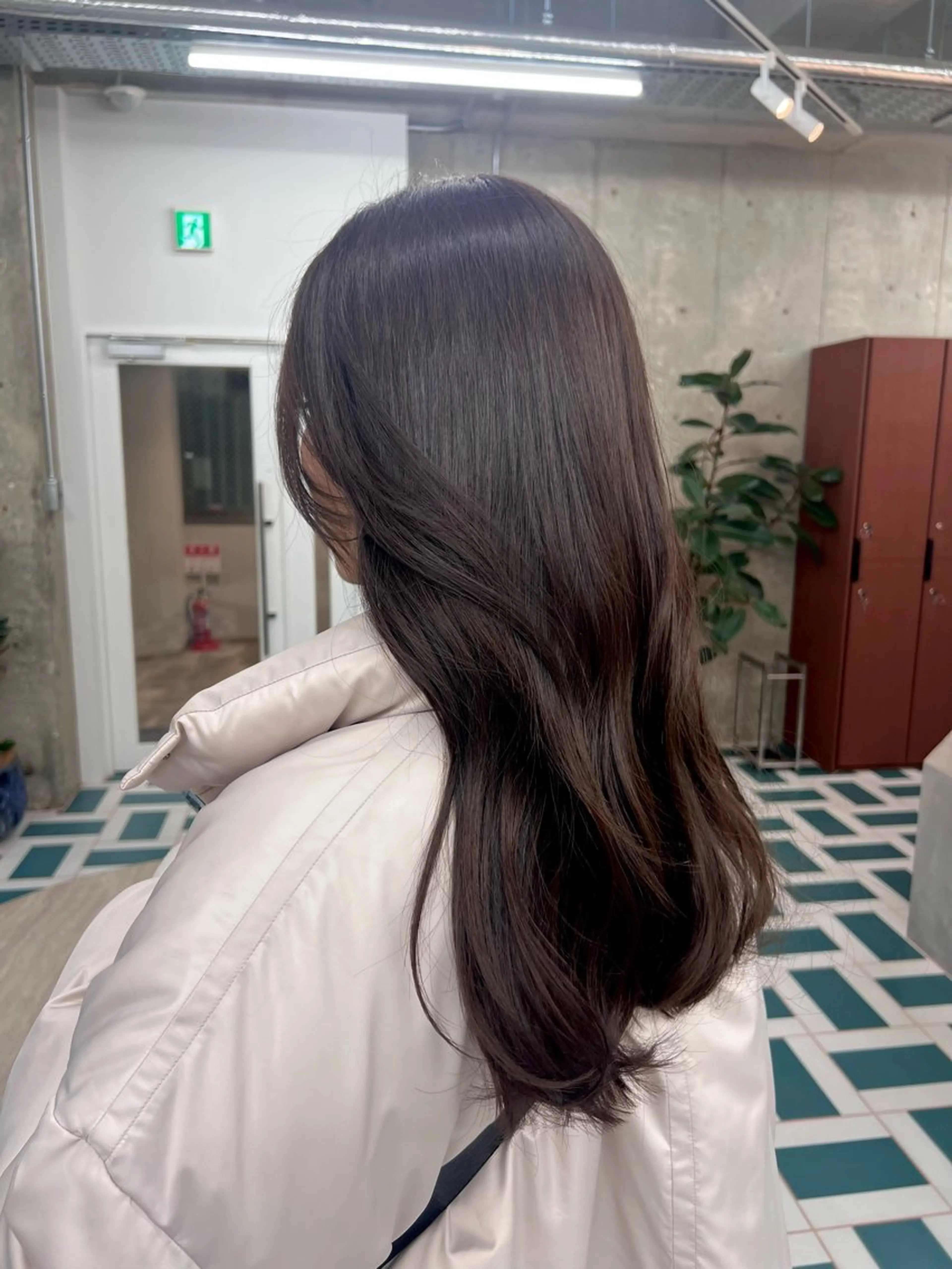 ロング アッシュ アッシュブラウン 髪質改善 AYAKA/名古屋/ 栄/ボブ/透明カラーのヘアスタイル