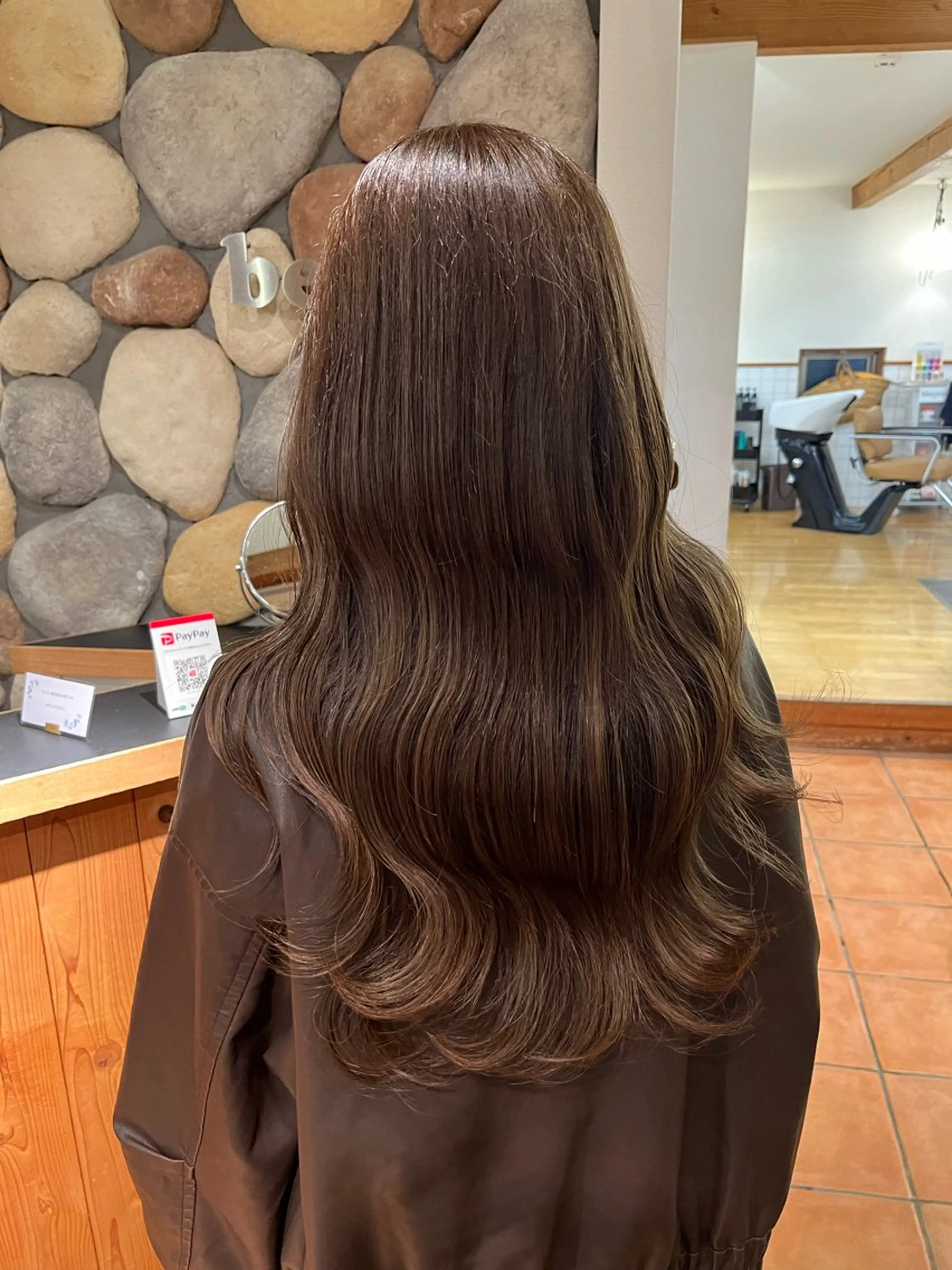 ロング カラー ブリーチ 透明感カラー ブリーチなしカラー 藤田 ゆりなのヘアスタイル