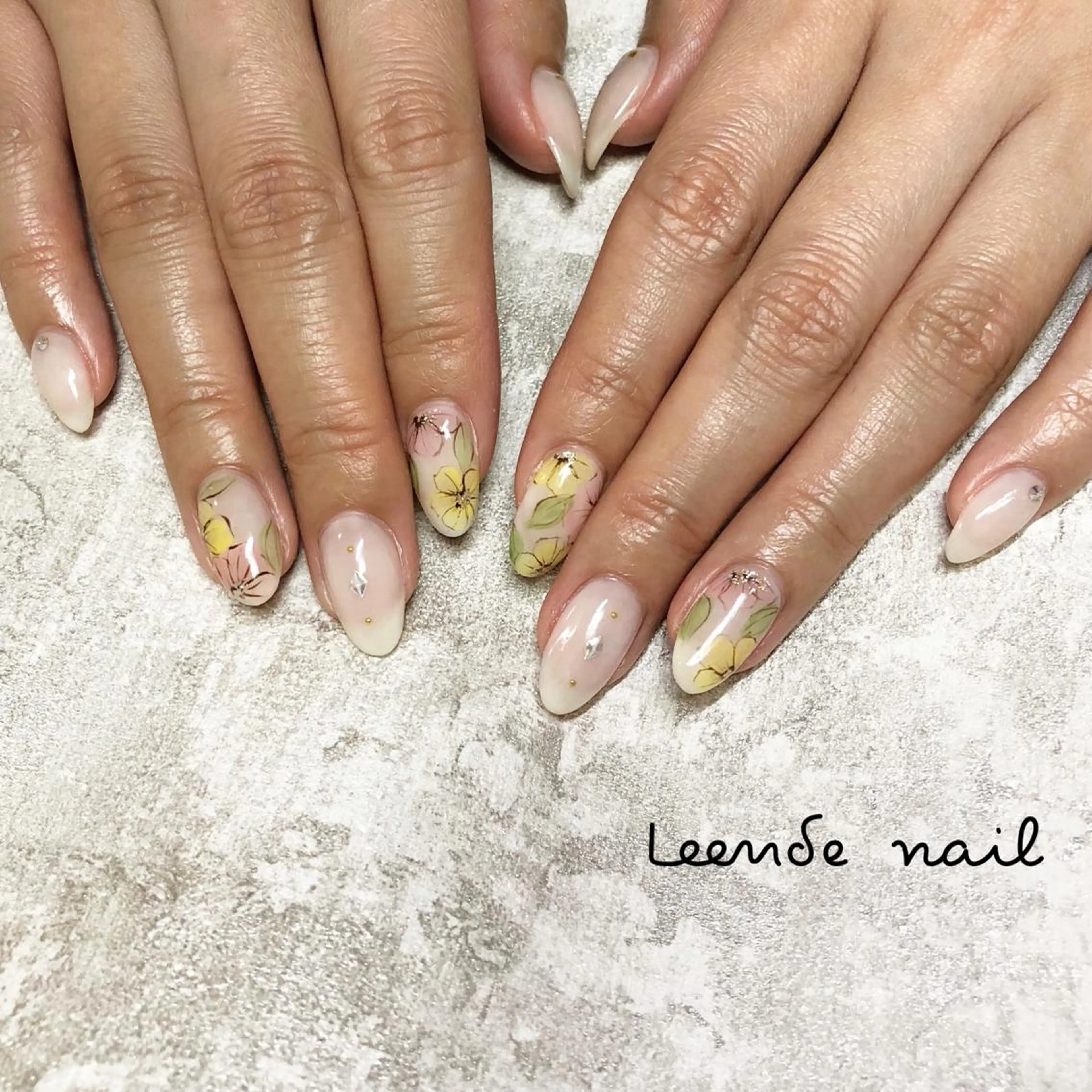 ネイル Leendenail 【リエンダネイル】のネイルデザイン