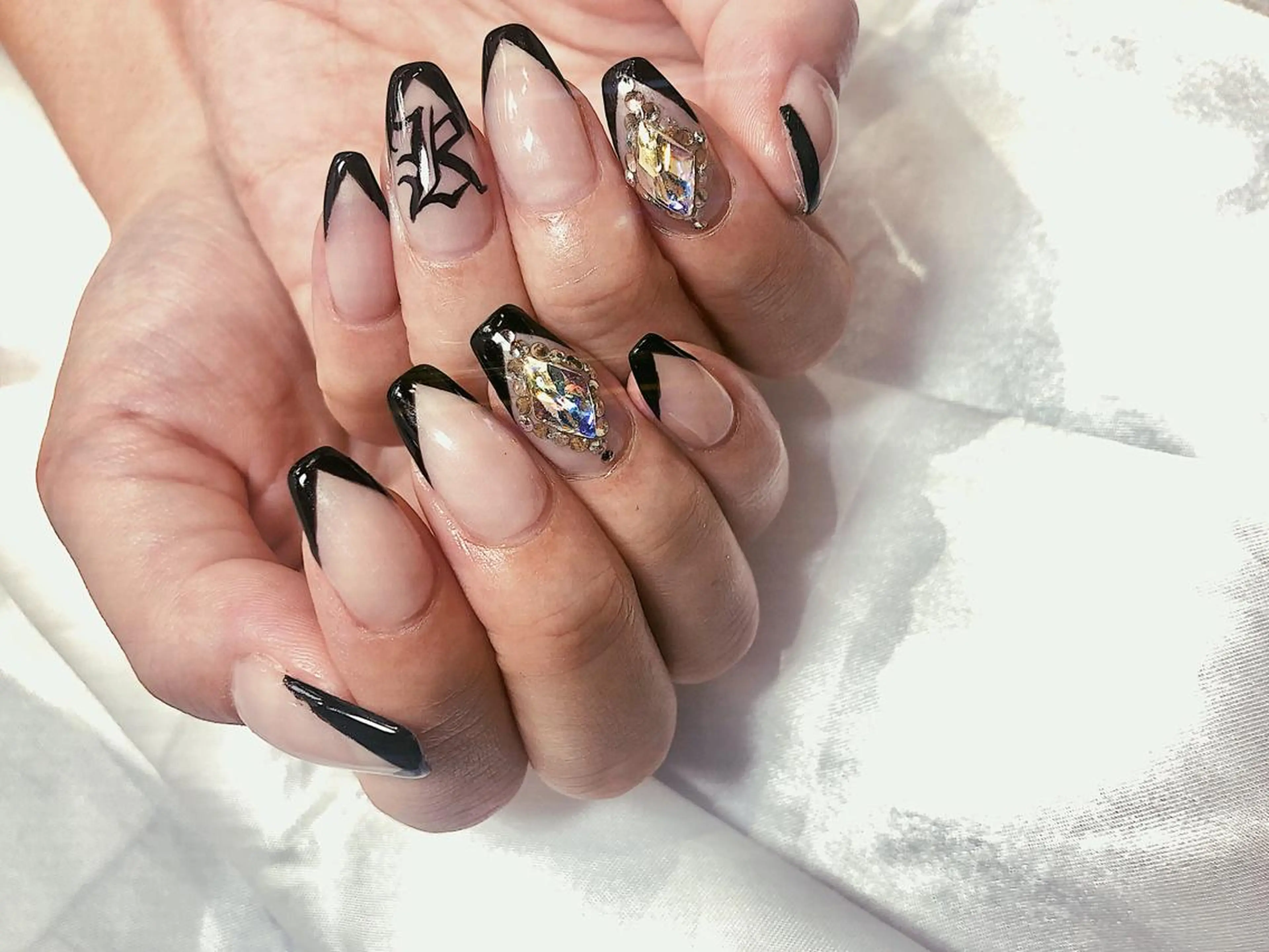 ネイル フレンチネイル L'ecrin所属・L'ecrin 田中のネイルデザイン