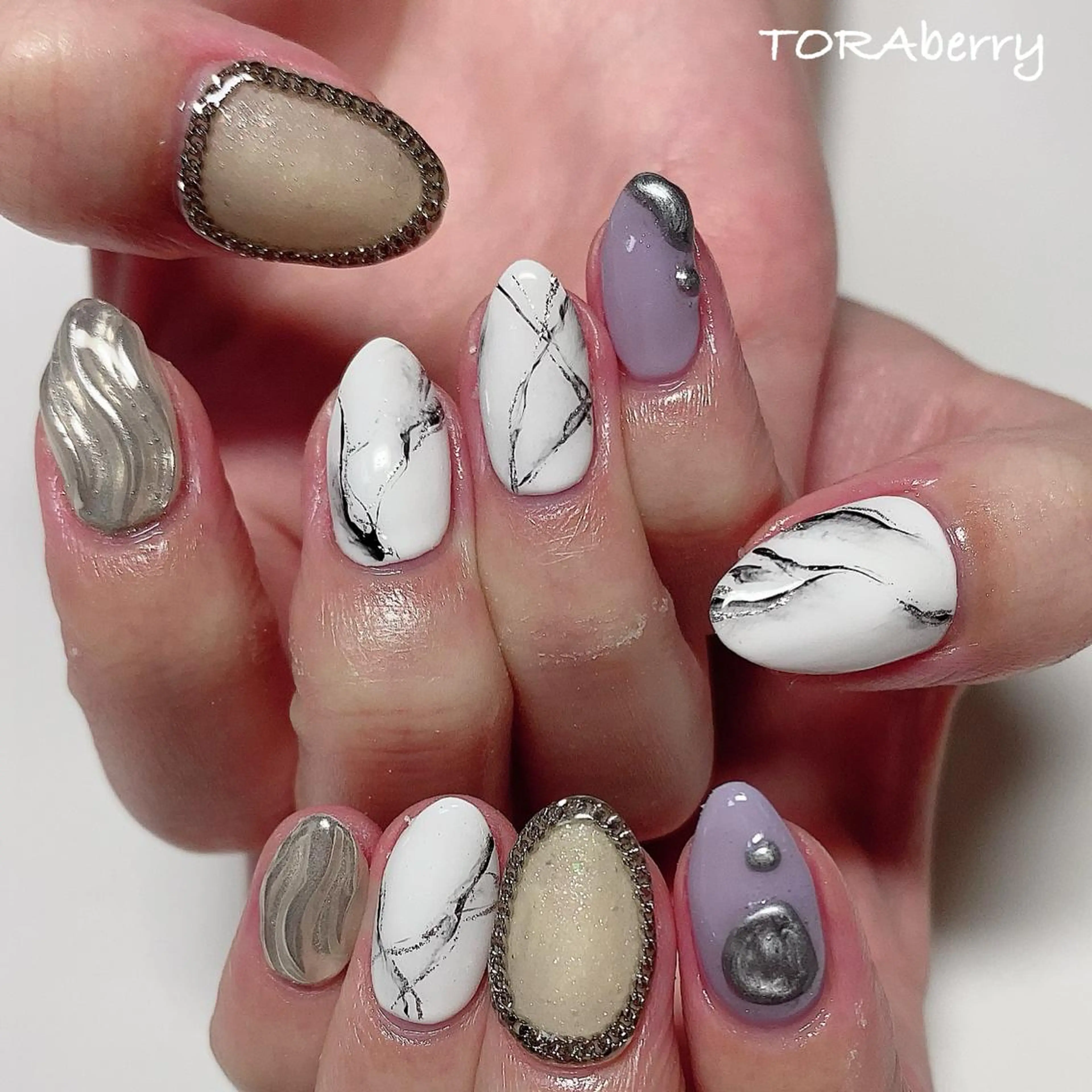 ネイル 大理石ネイル(マーブル) ハンドネイル ネイリスト なつみのネイルデザイン