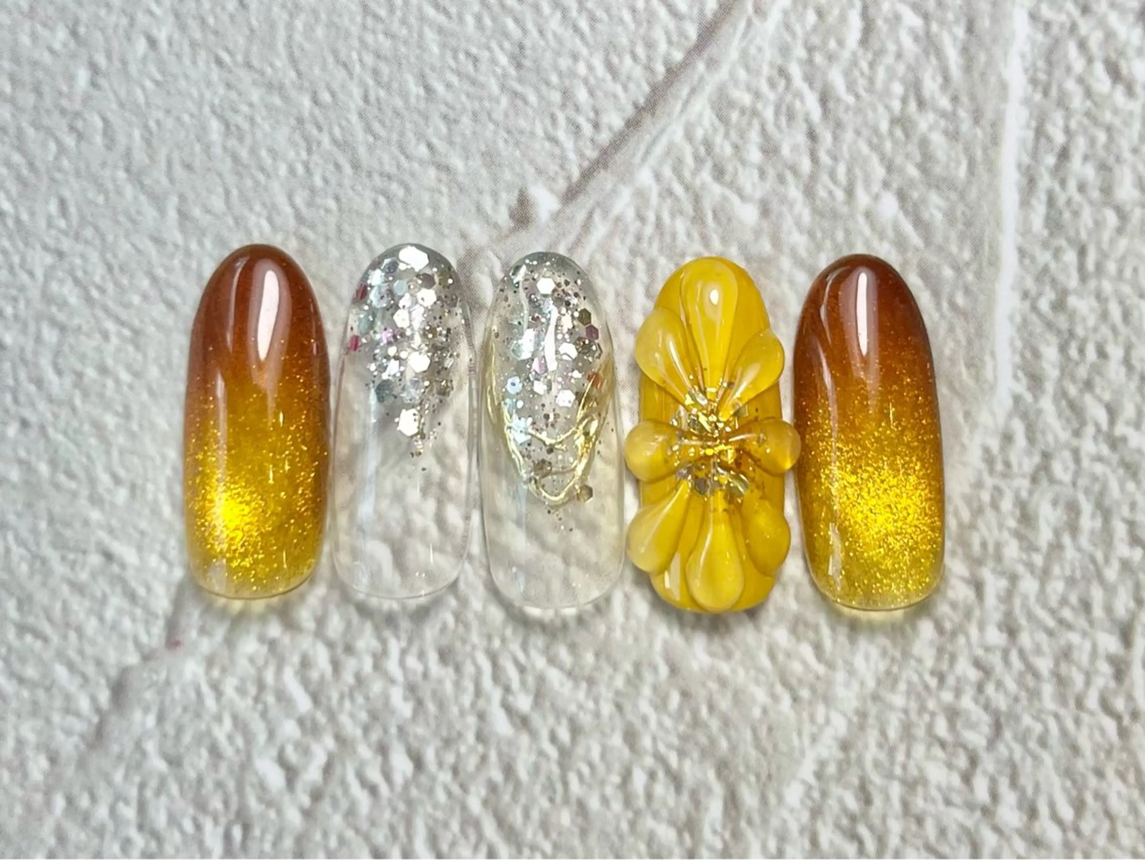 ネイル ハンドネイル TOPAZ恵比寿所属・Tsuno Nagisaのネイルデザイン