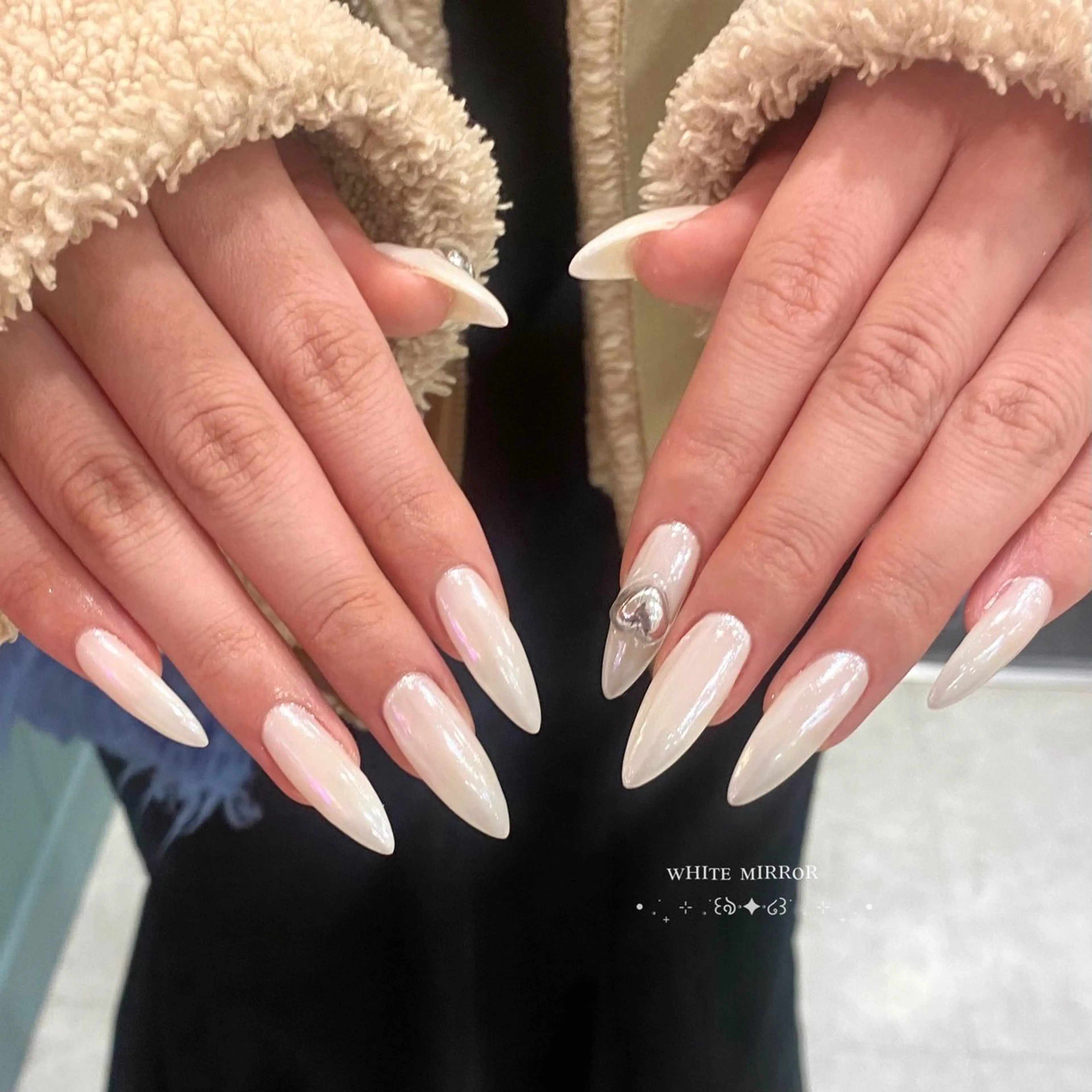 ネイル ロングネイル ハンドネイル 🎀FLORANZ 🎀MIKAのネイルデザイン