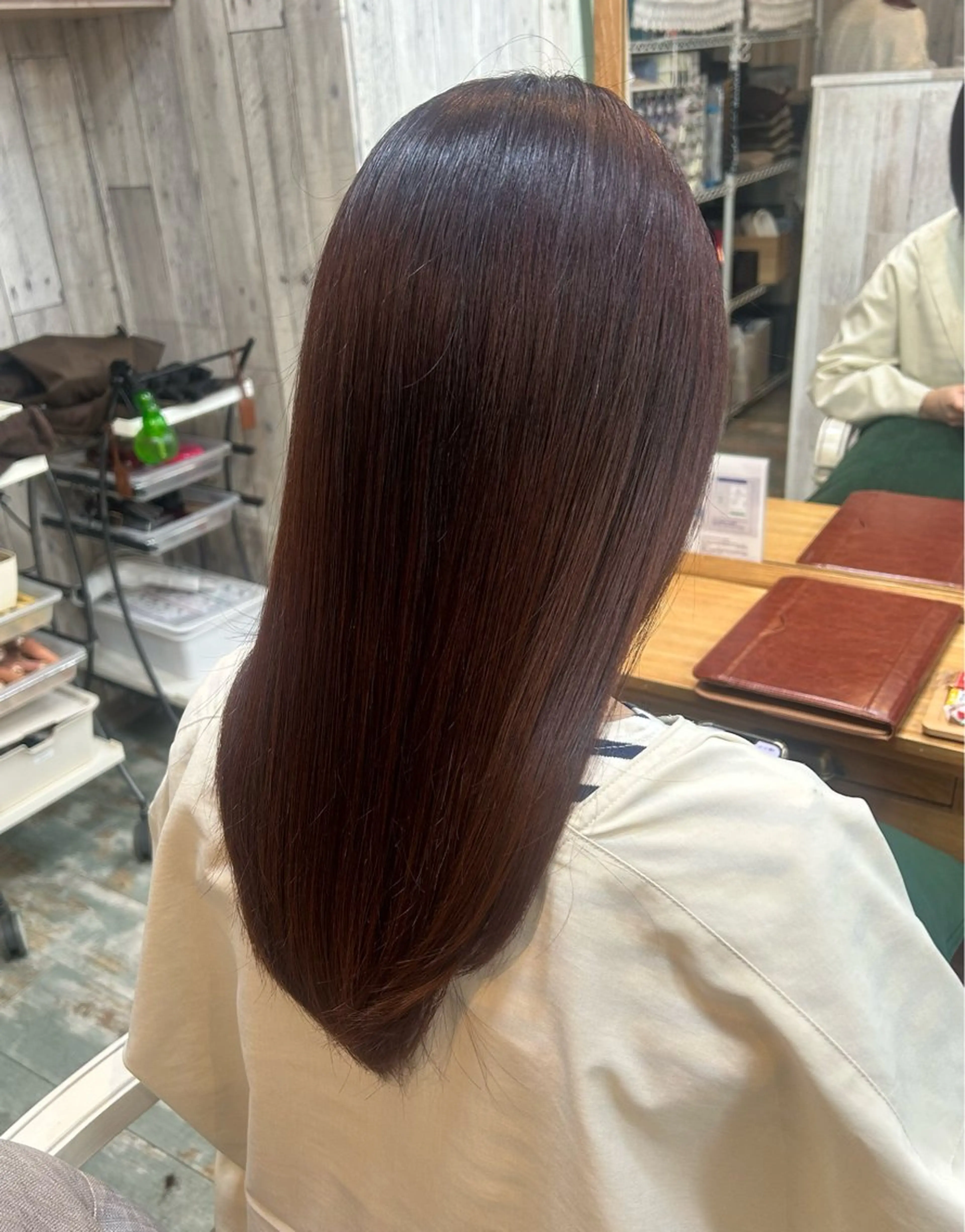 ロング albero🧸 🌳鈴木遥菜のヘアスタイル