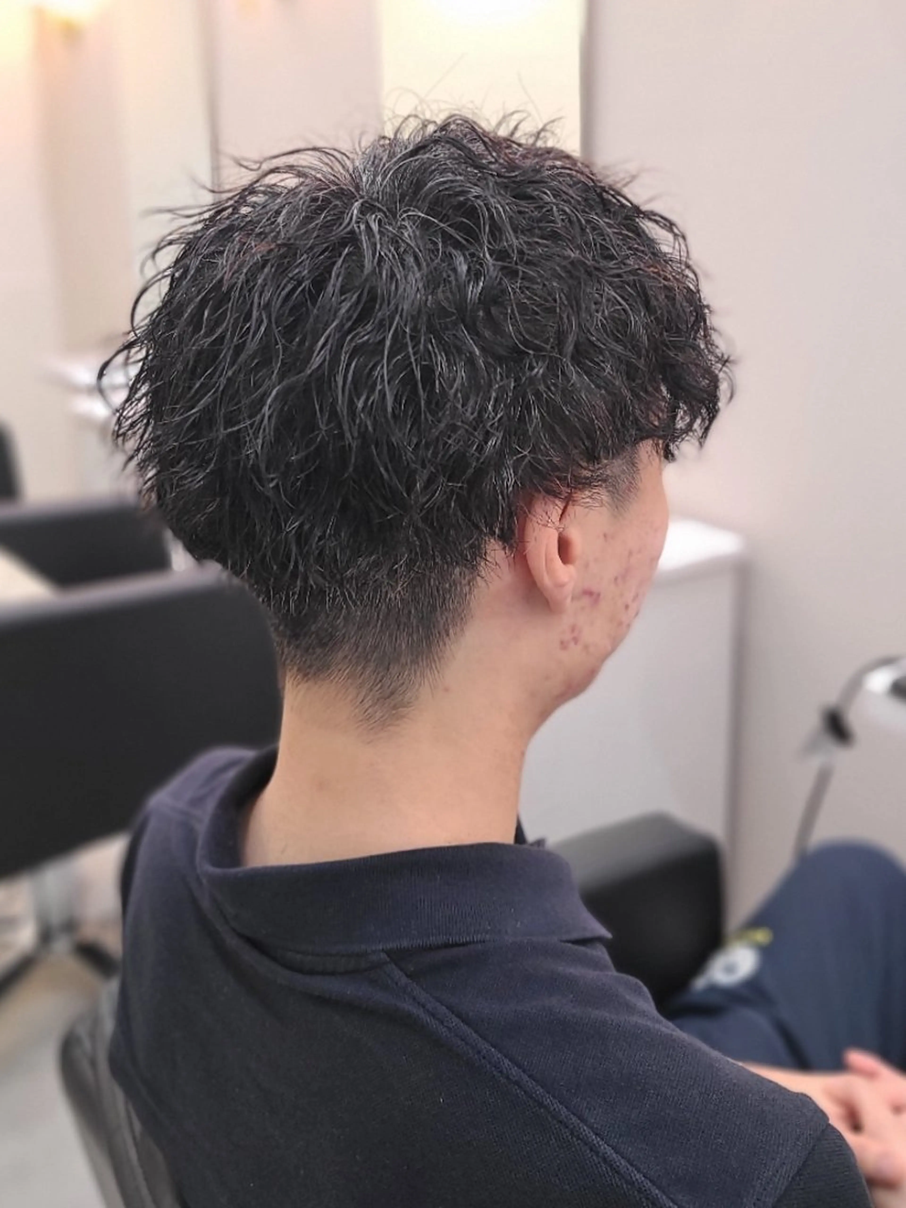 ショート パーマ メンズ 桐島 令奈のヘアスタイル