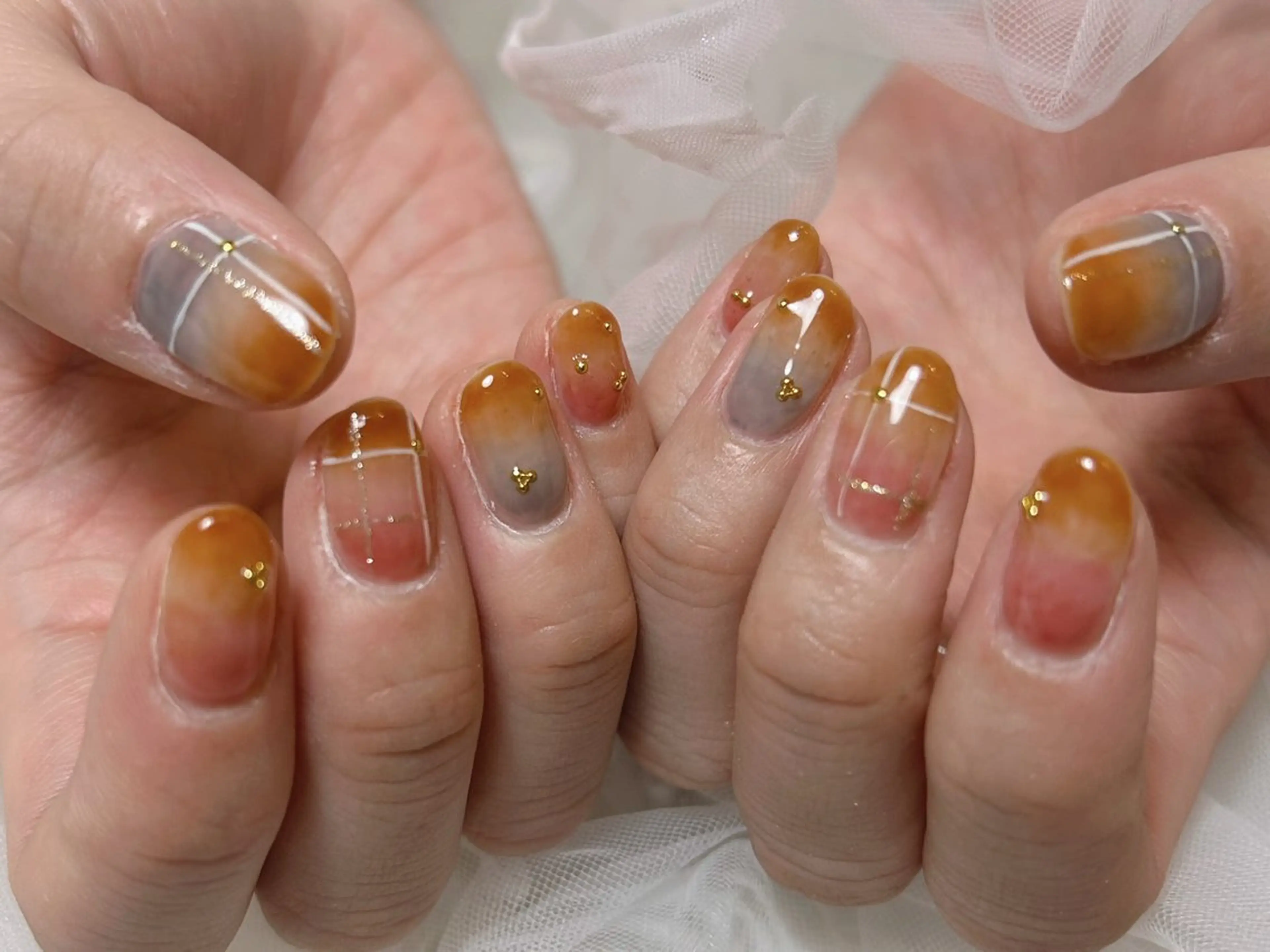 ネイル 持ち込み ハンドネイル EmaNail天満橋店所属・EmaNail Risaのネイルデザイン