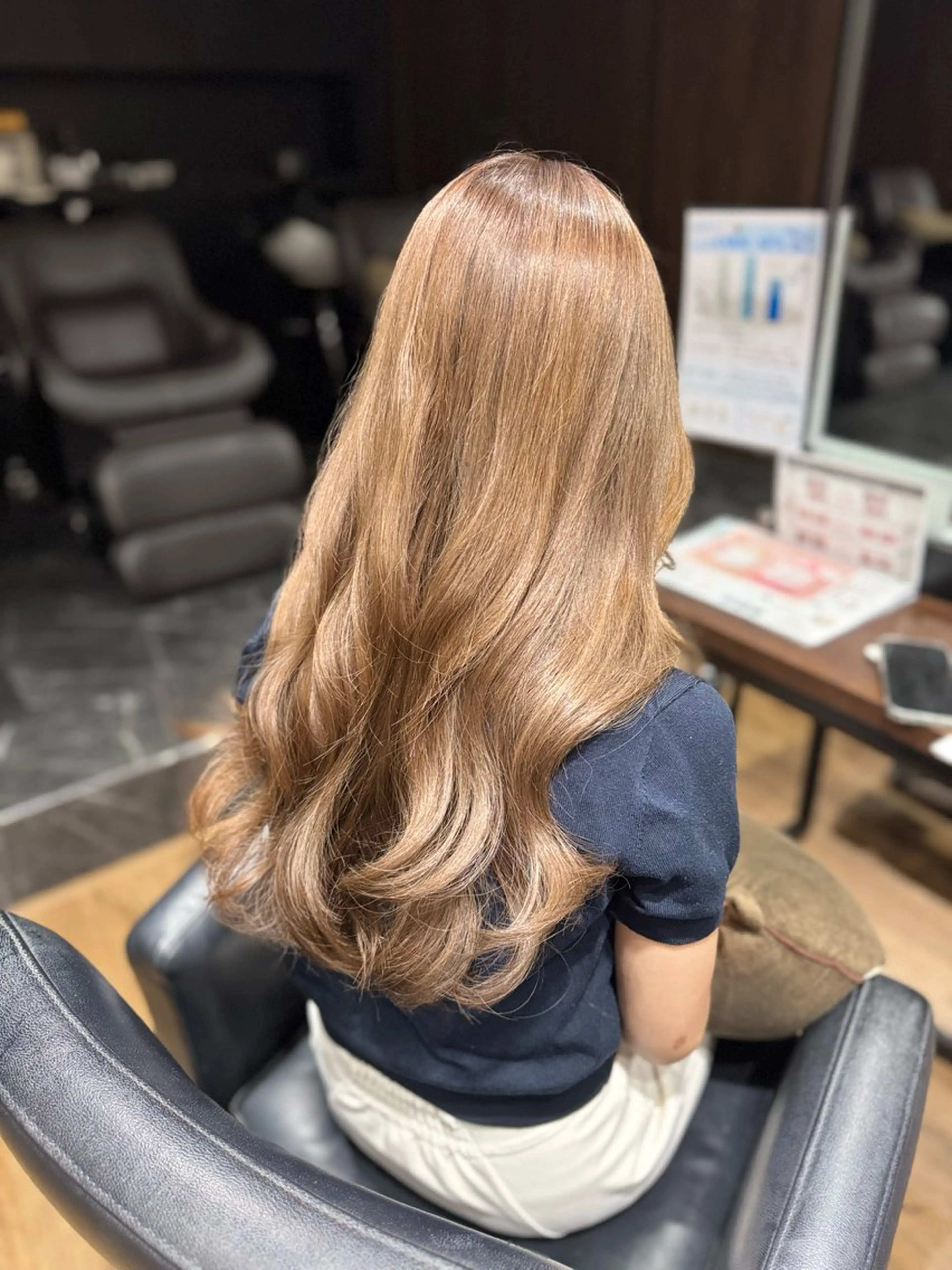 ロング カラー 戸田 瑠衣のヘアスタイル