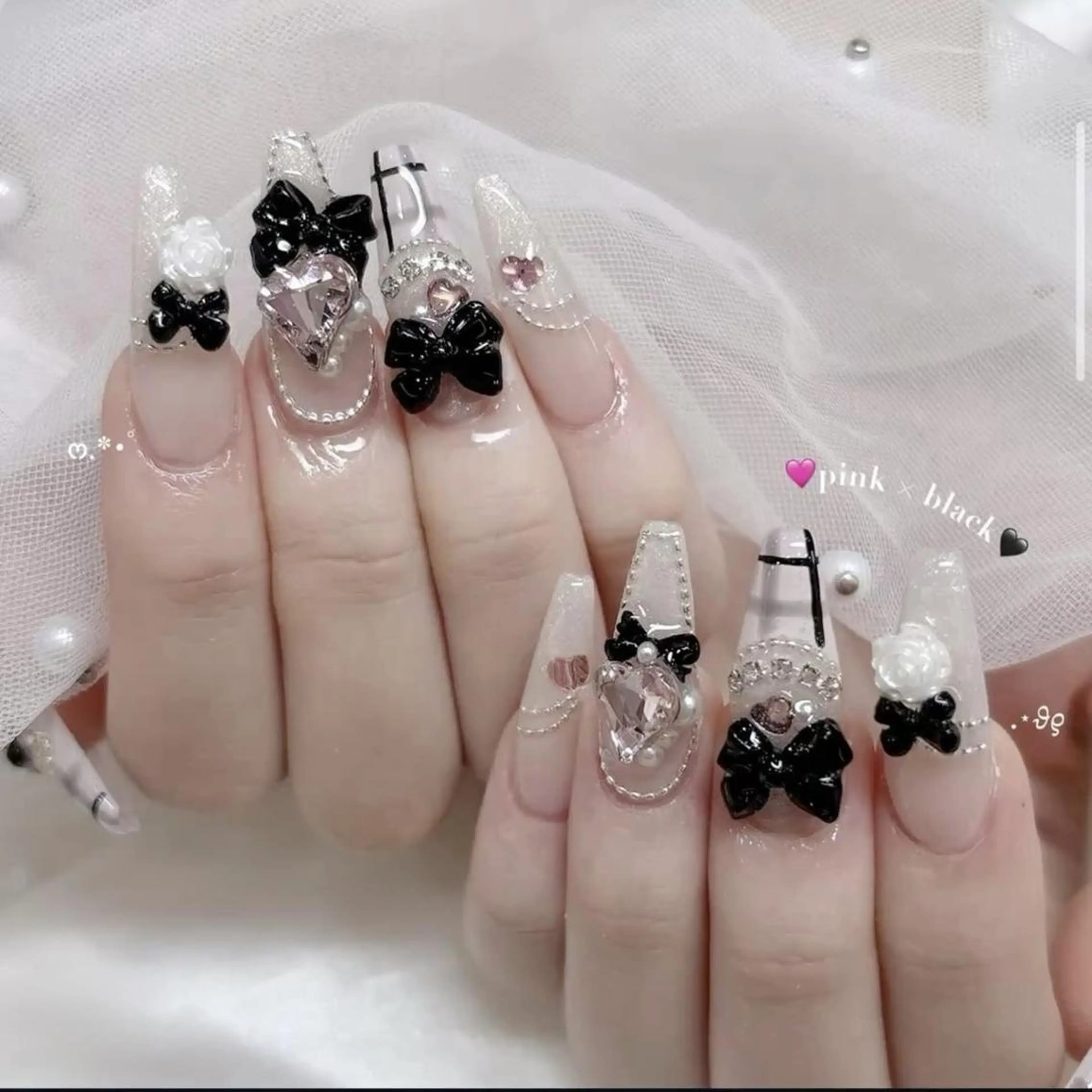 ネイル 長さ出し フレンチネイル グラデーション 卒業式 マグネットネイル ハンドネイル MIHANA NAILのネイルデザイン