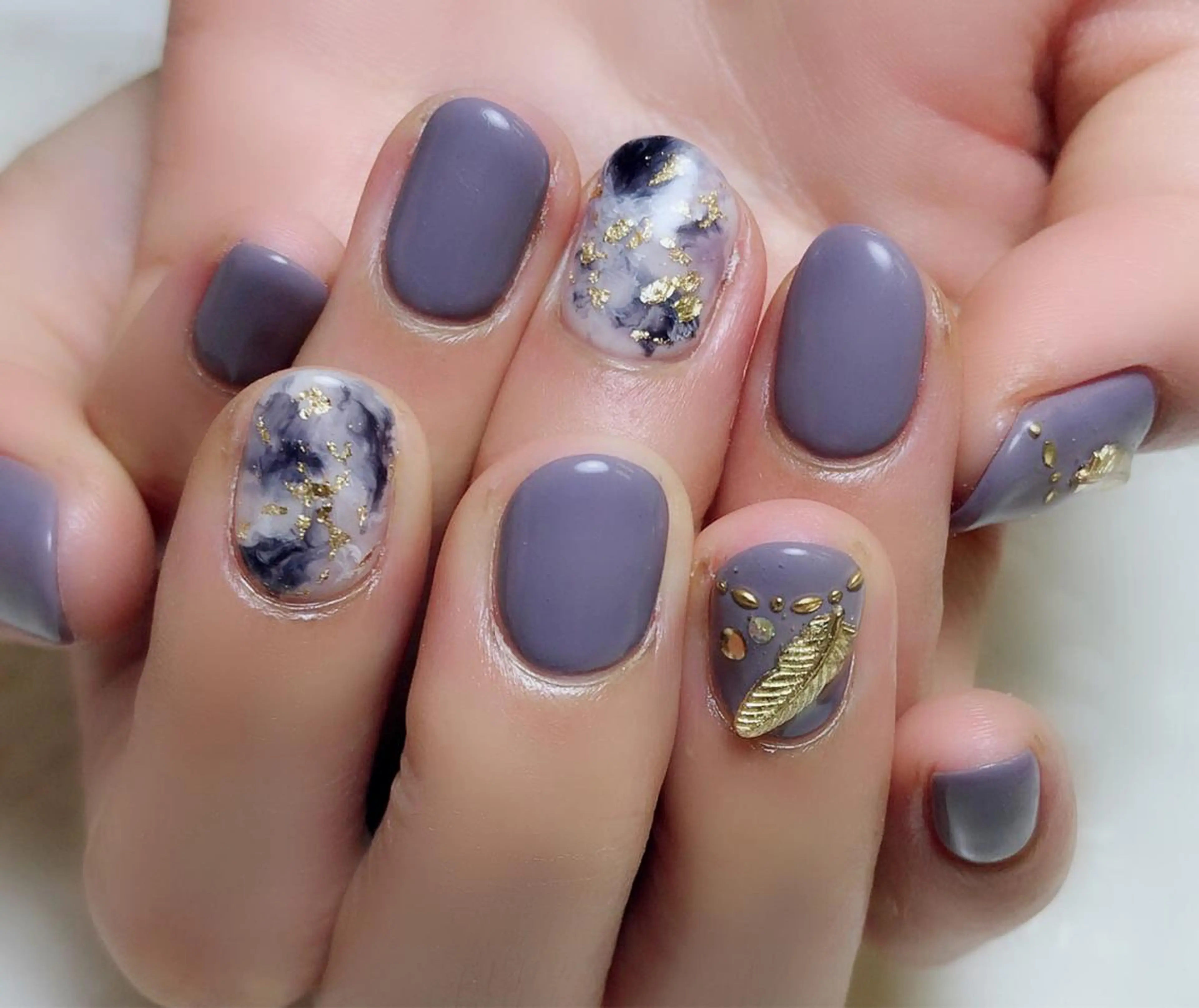 ネイル ラウバイマノマノ なかざとのネイルデザイン