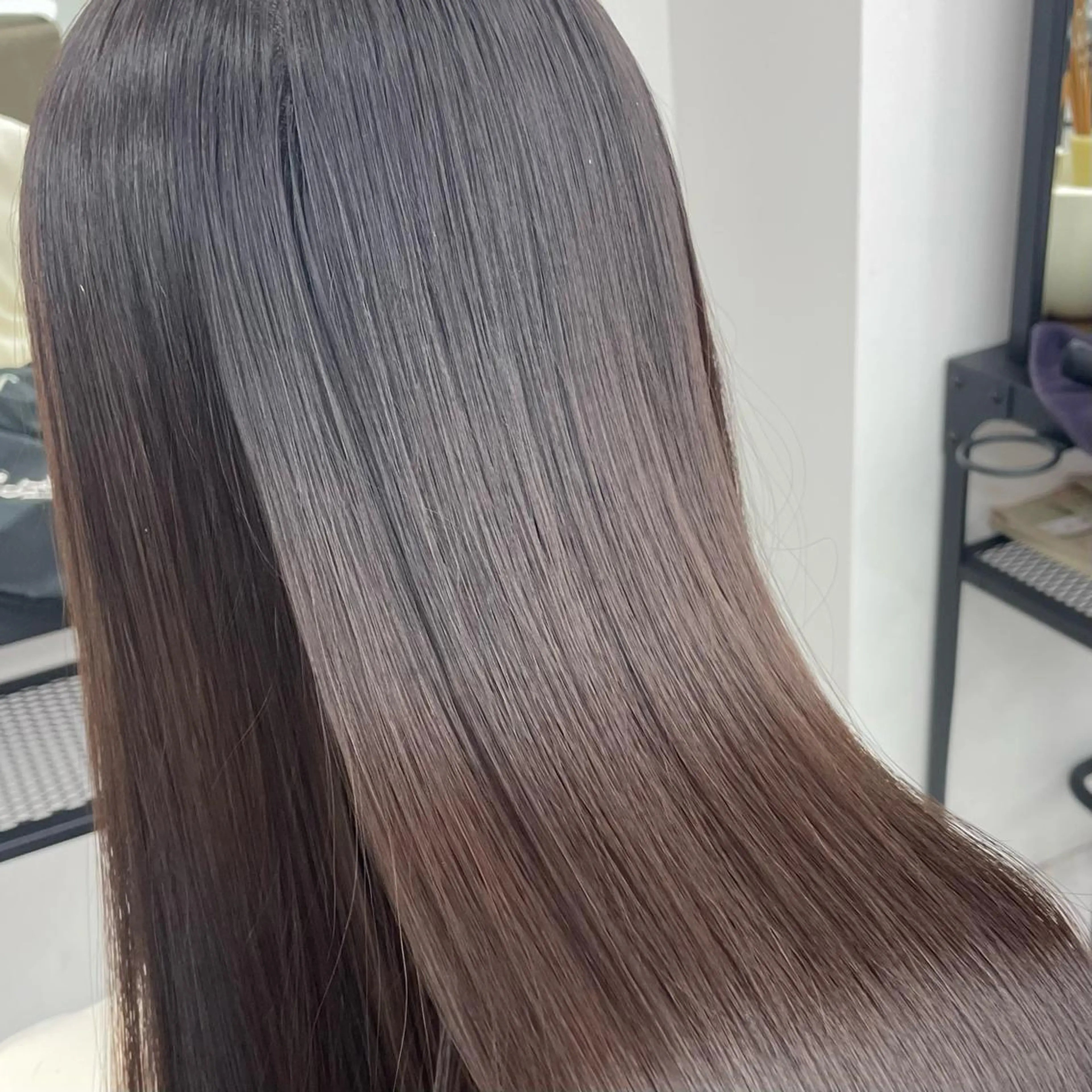 ロング カラー パーマ ヘアアレンジ メンズ キッズ ネイル マツエク・マツパ アイブロウ 髪質改善 トリートメント mona/ ストレートスタイル✨のヘアスタイル