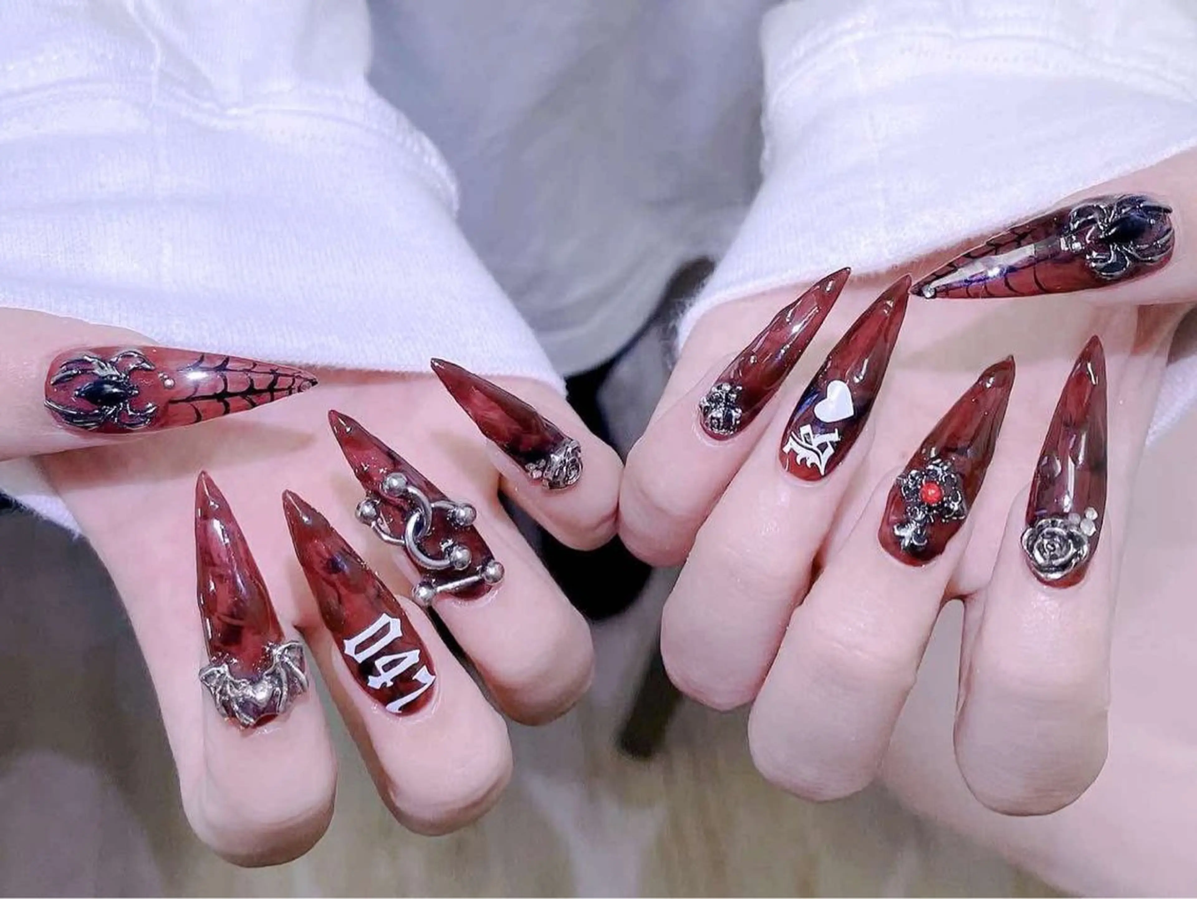 ネイル キラキラネイル スカルプネイル ハンドネイル MoMoA Nail ネイル長さ出し専門店のネイルデザイン