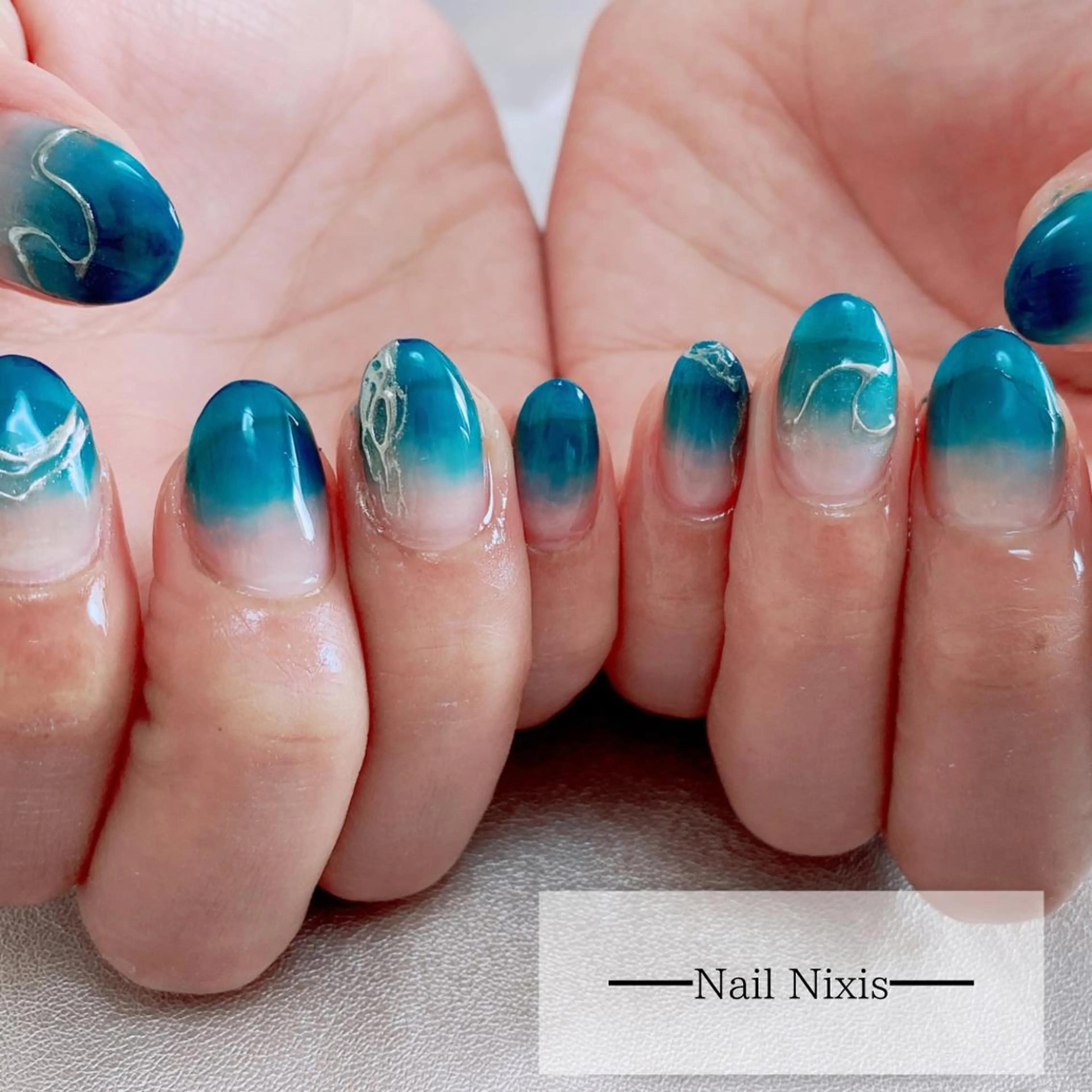 ネイル 大人キレイ 𝑁𝑖𝑥𝑖𝑠のネイルデザイン