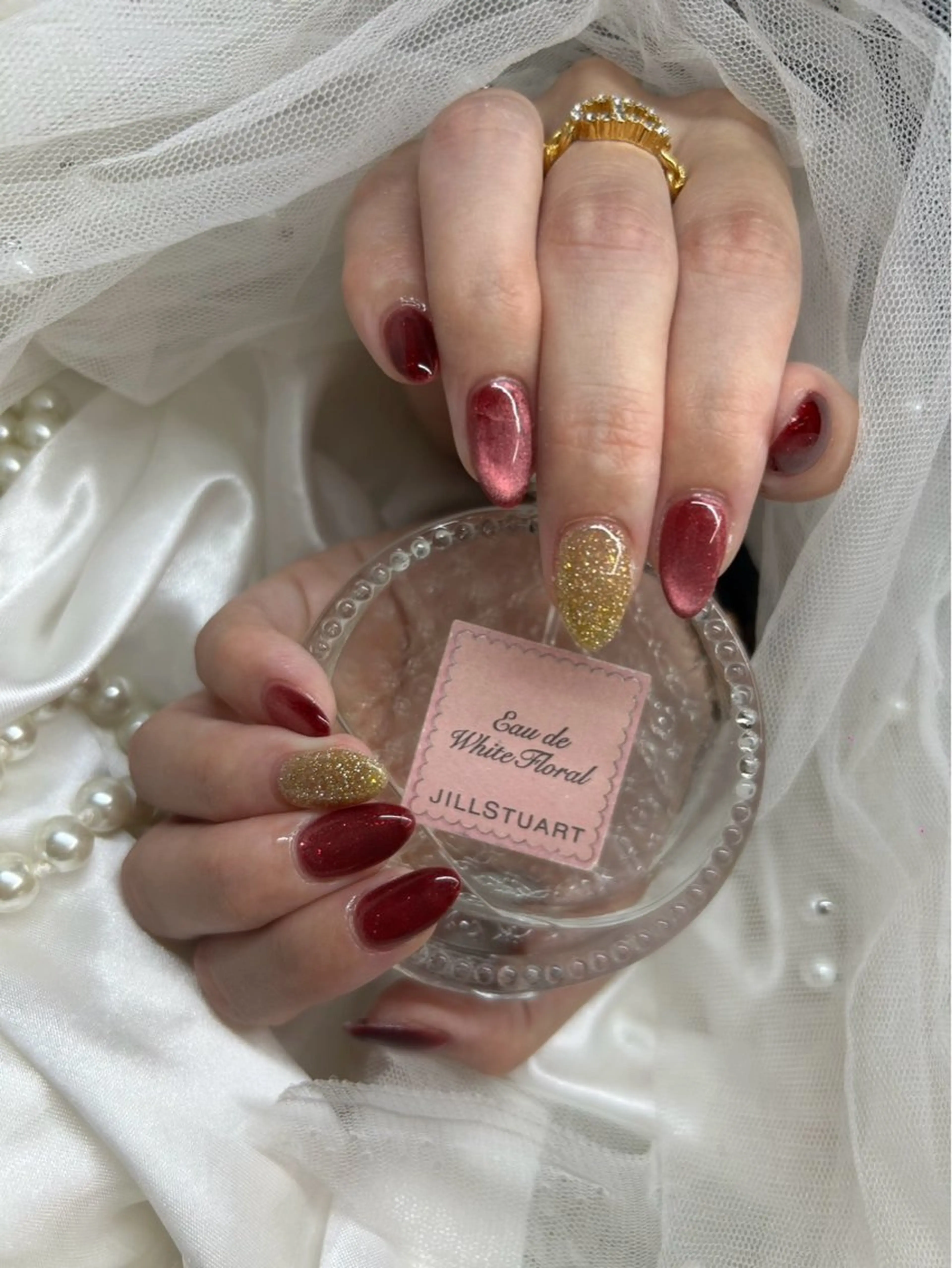 ネイル サガトワ マディナのネイルデザイン