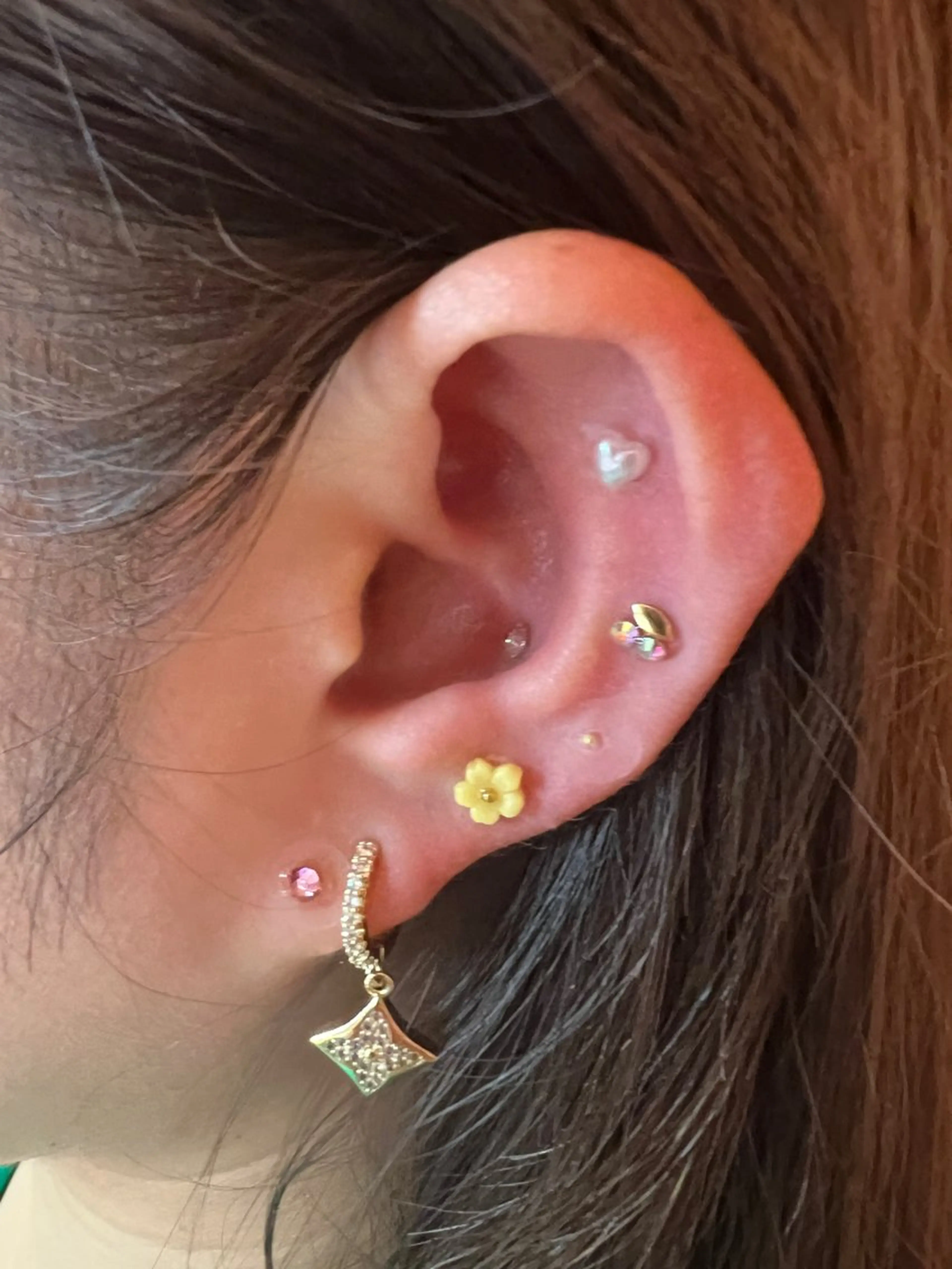 その他 キャンアイドレッシー六本木店所属・MIKA／耳ツボ ／マグネットネイルのその他イメージ