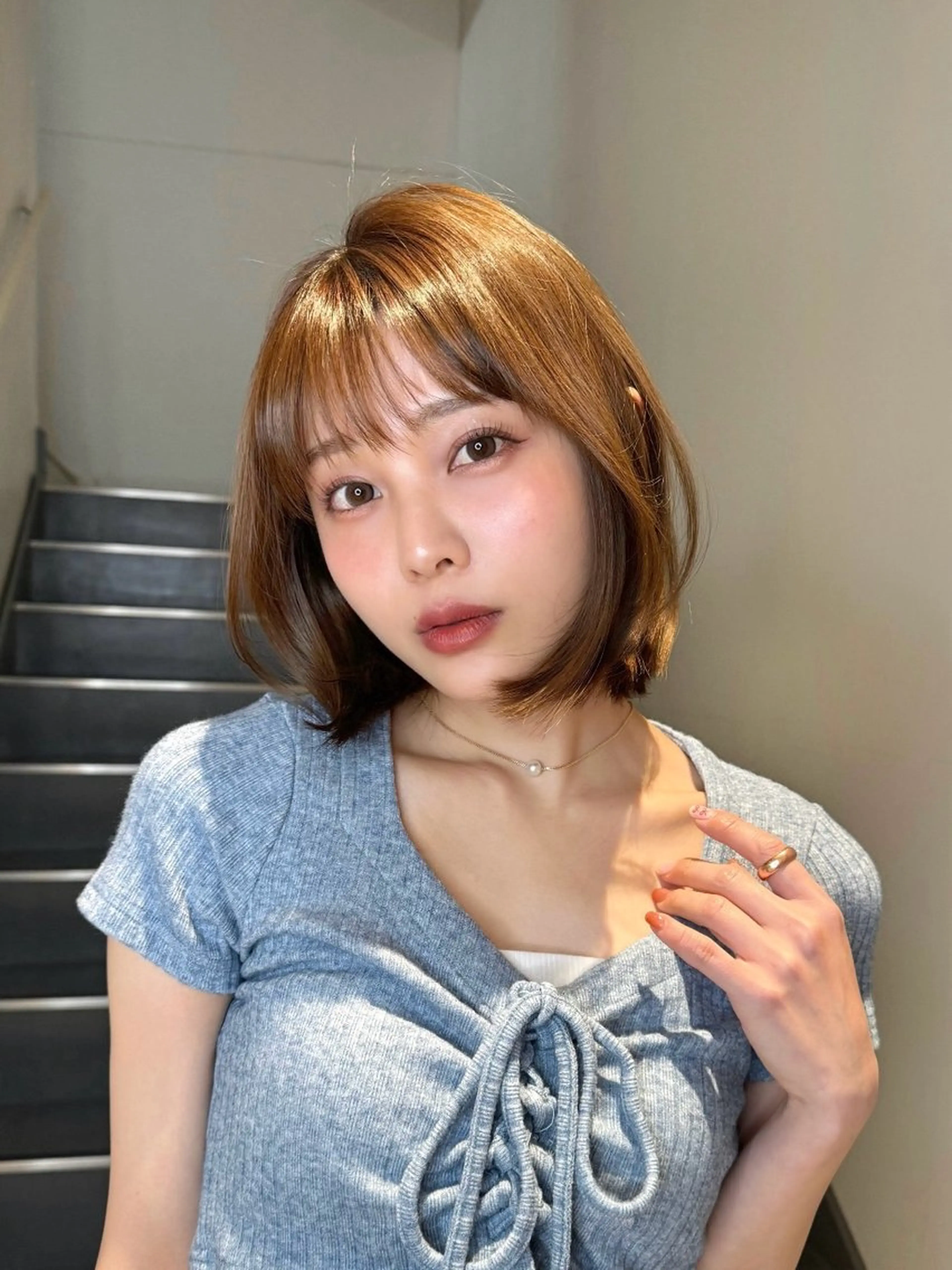 ミディアム カラー パーマ ヘアアレンジ 切りっぱなしボブ ボブレイヤー ボブ タンバルモリ 韓国風ヘア カット ヘアカラー トリートメント ヘアセット 小野寺瑞希 /最小顔カットのヘアスタイル