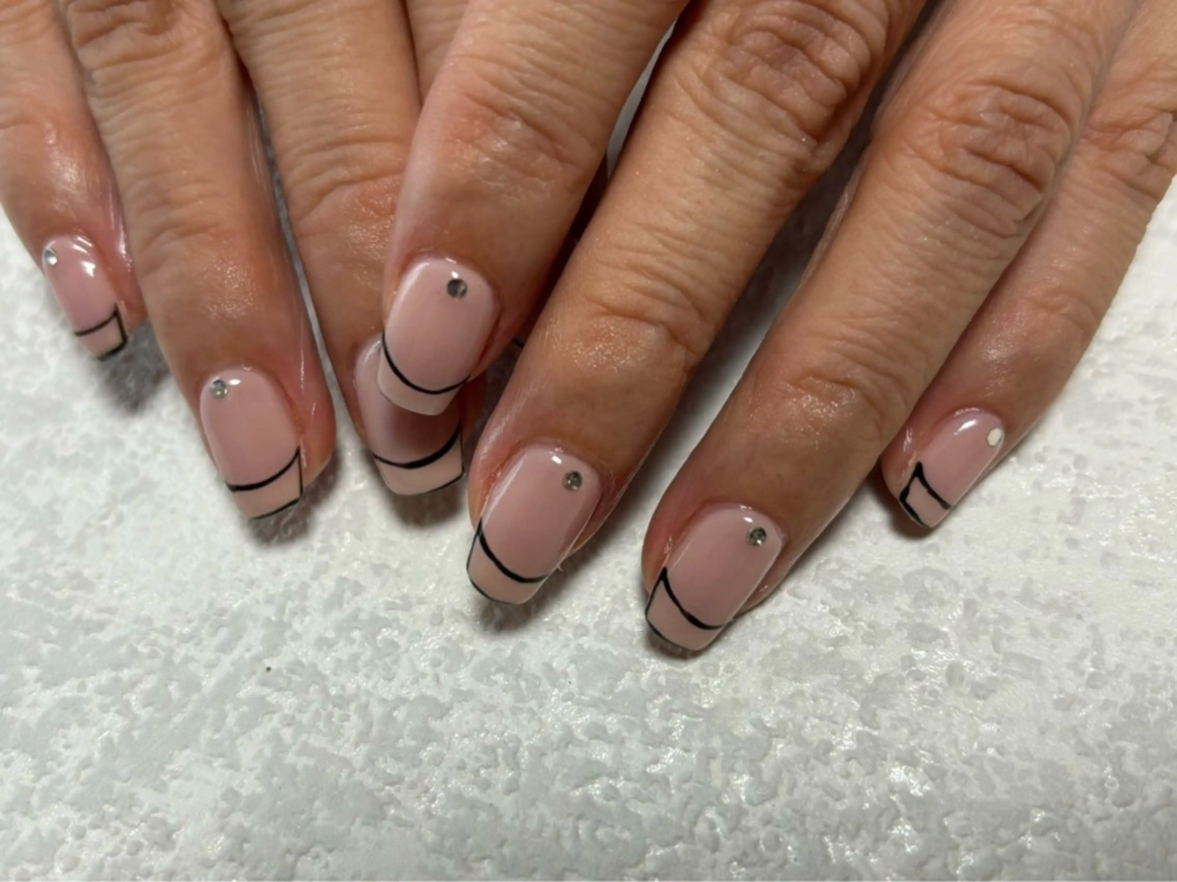 ネイル フレンチネイル ジェルネイル 韓国ネイル メンズネイル パラジェル kiki nail たまプラーザのネイルデザイン