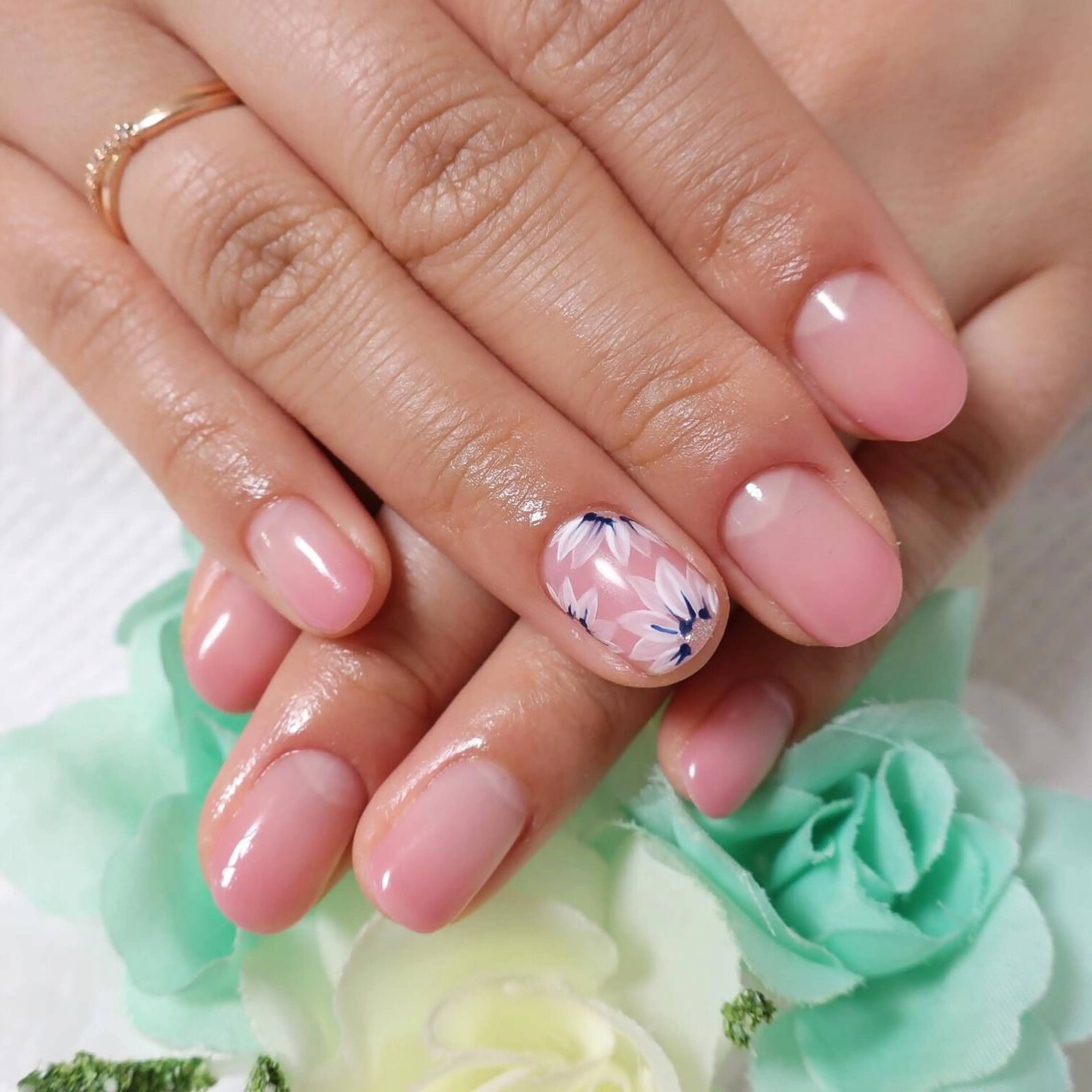 ネイル つきかわ ともみのネイルデザイン