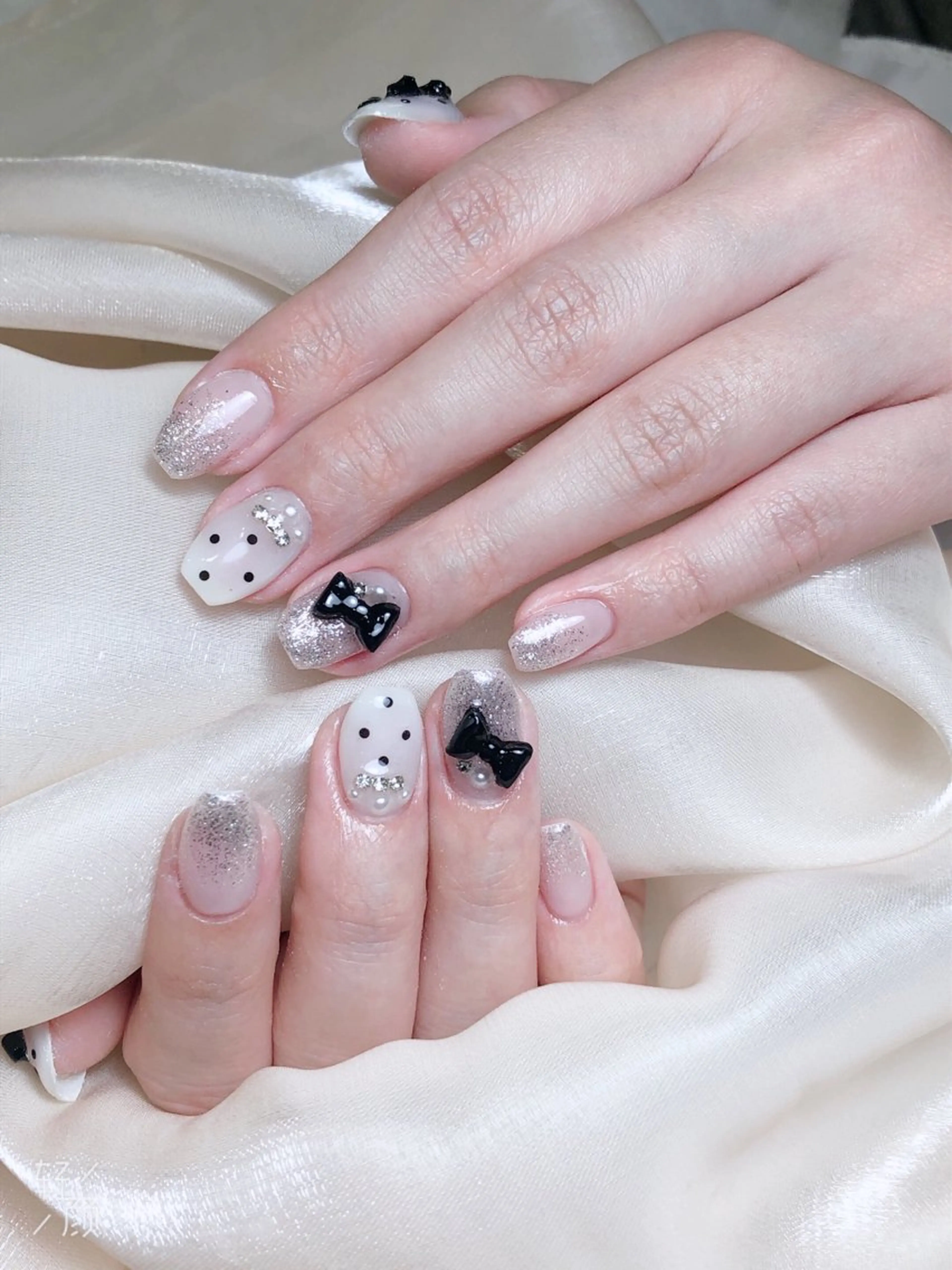 ネイル ハンドネイル LR.ONE ヨウのネイルデザイン