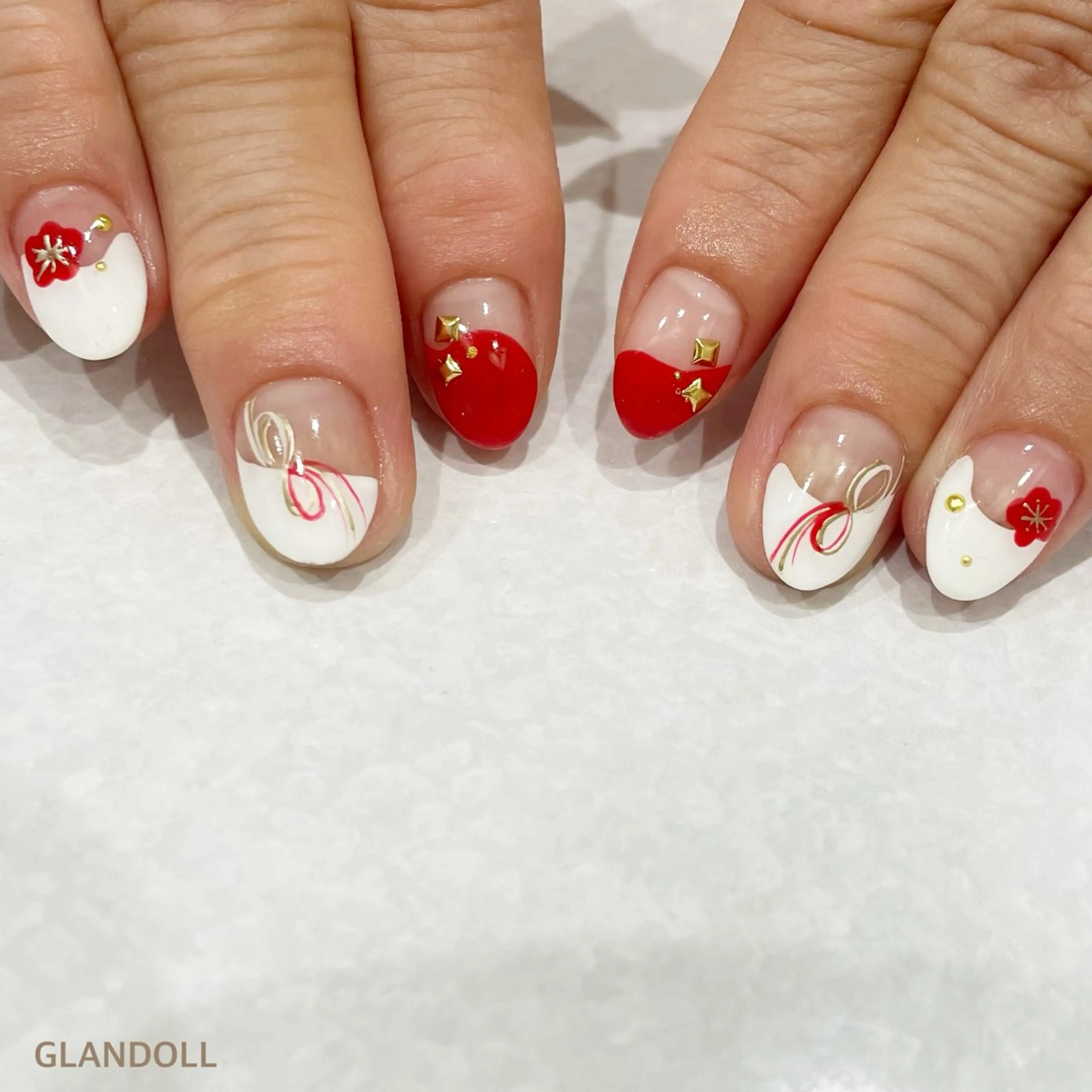 ネイル ハンドネイル GLANDOLL YURIのネイルデザイン
