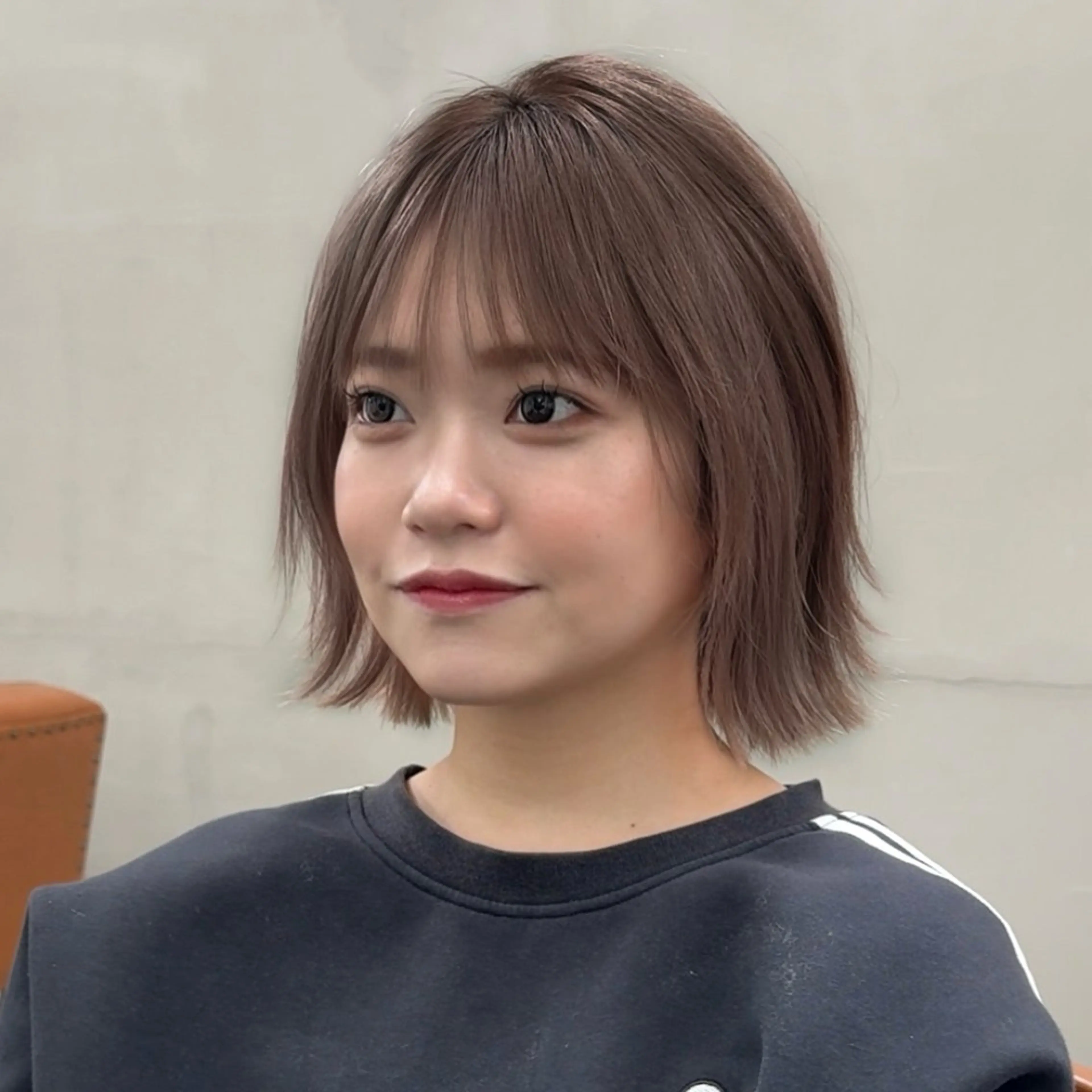 ショート カラー 顔周り/レイヤー/ 透明感/みっきーのヘアスタイル