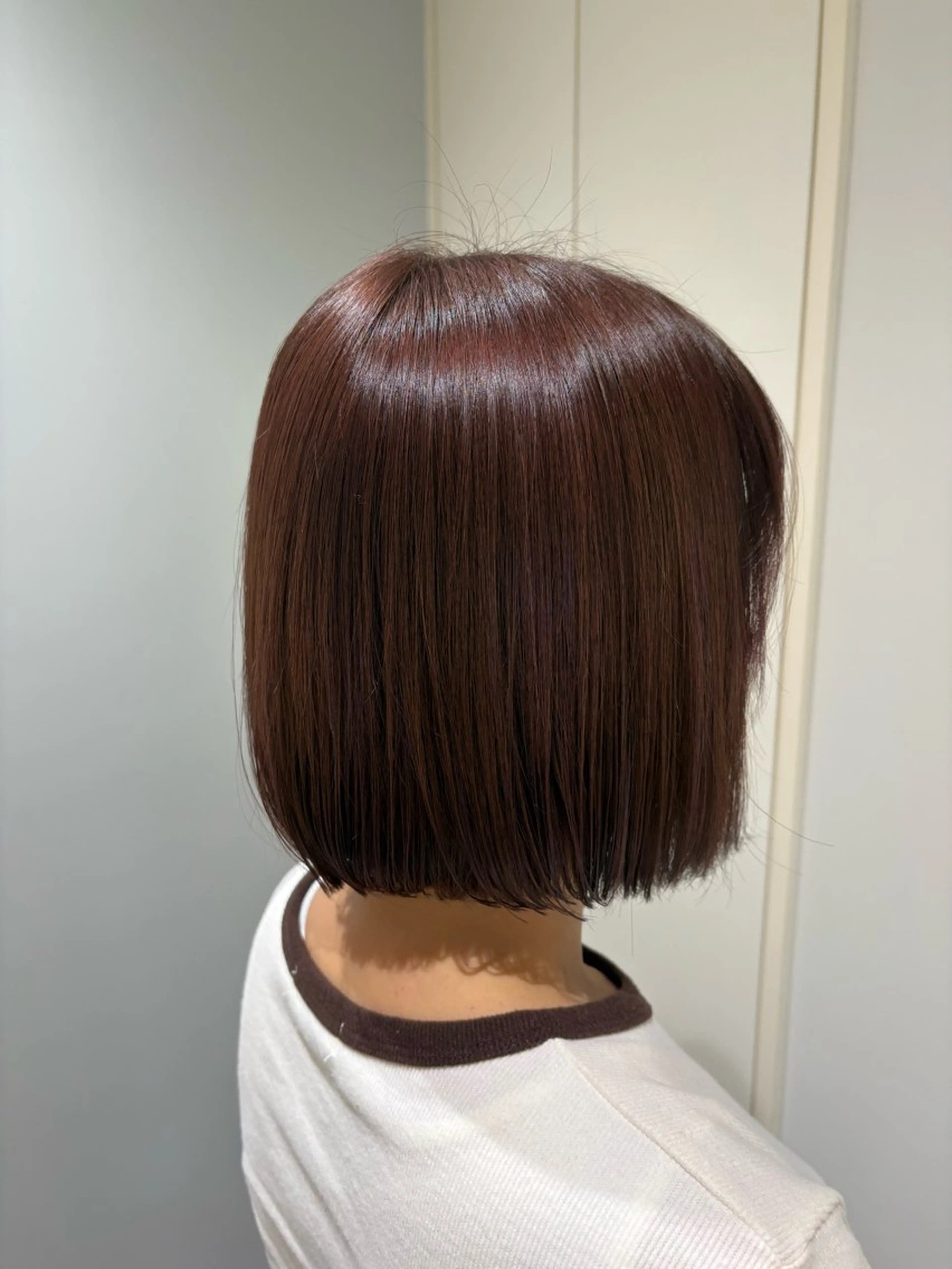 ショート ヘアカラー 安田 佳純歩のヘアスタイル