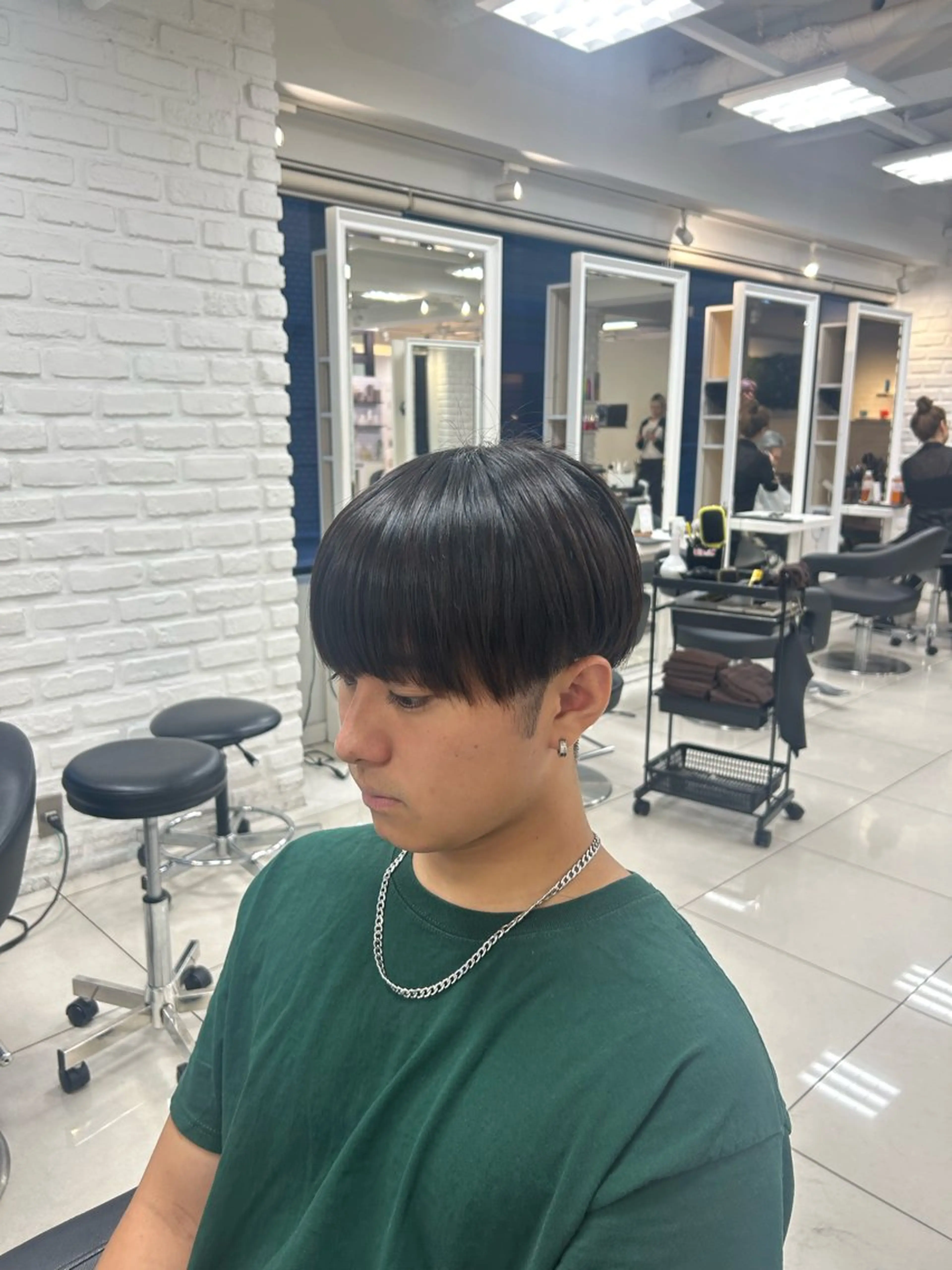 【扱いやすくなる！】メンズカット＋縮毛矯正＋トリートメントの写真