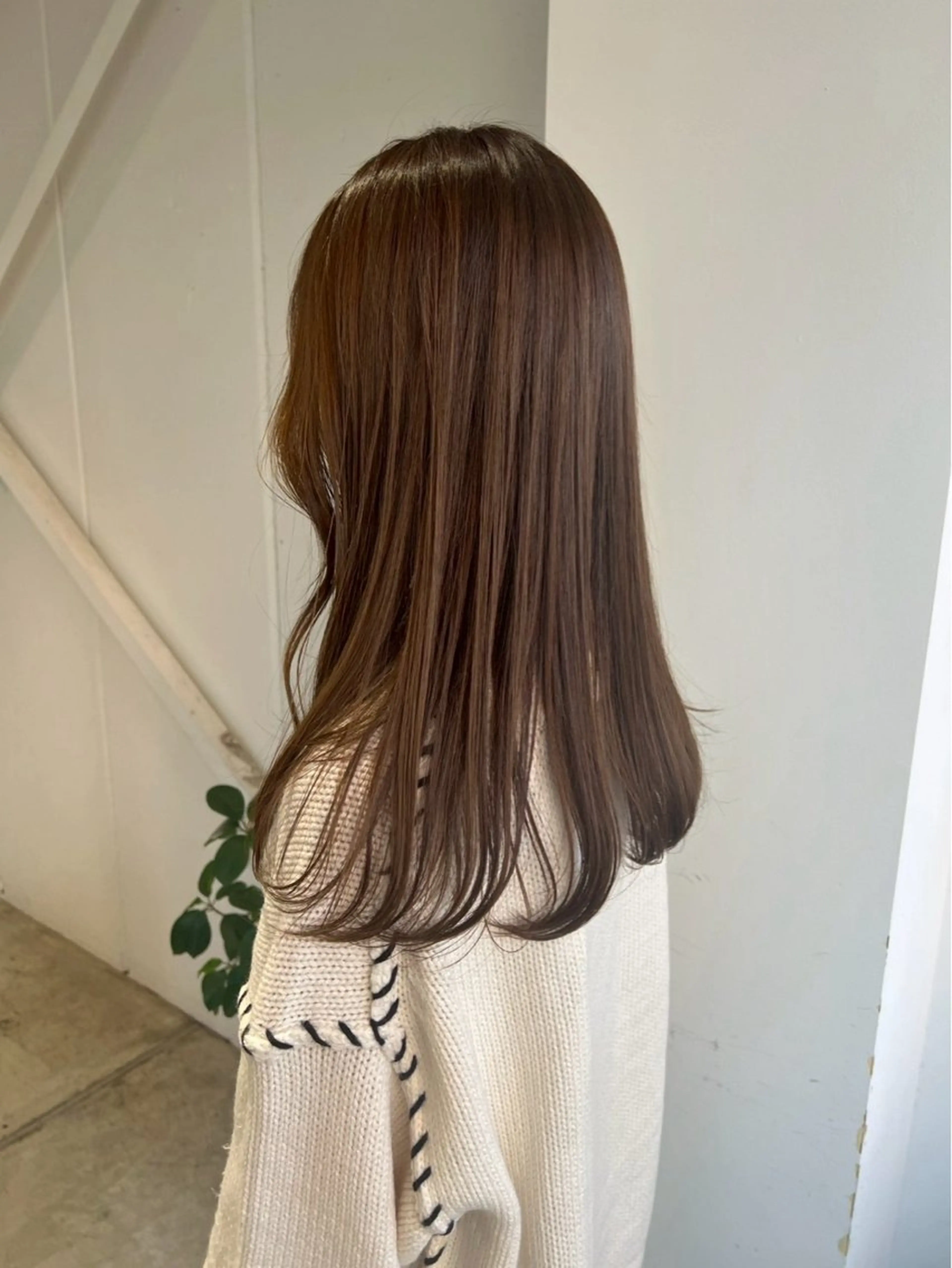 カラー 東野 雪月のヘアスタイル