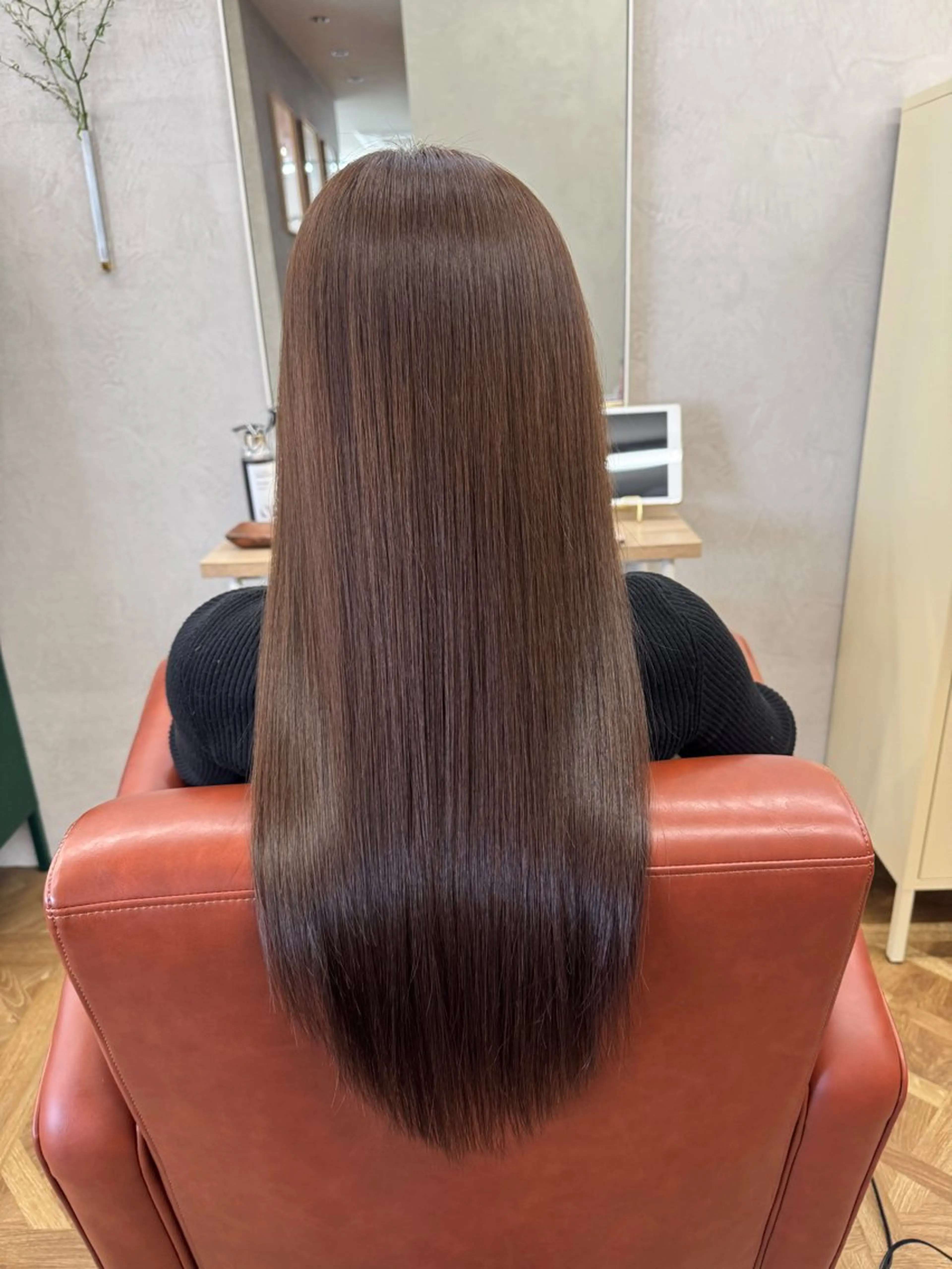 ロング カラー パーマ カット ヘアカラー トリートメント 見奈美 凜のヘアスタイル