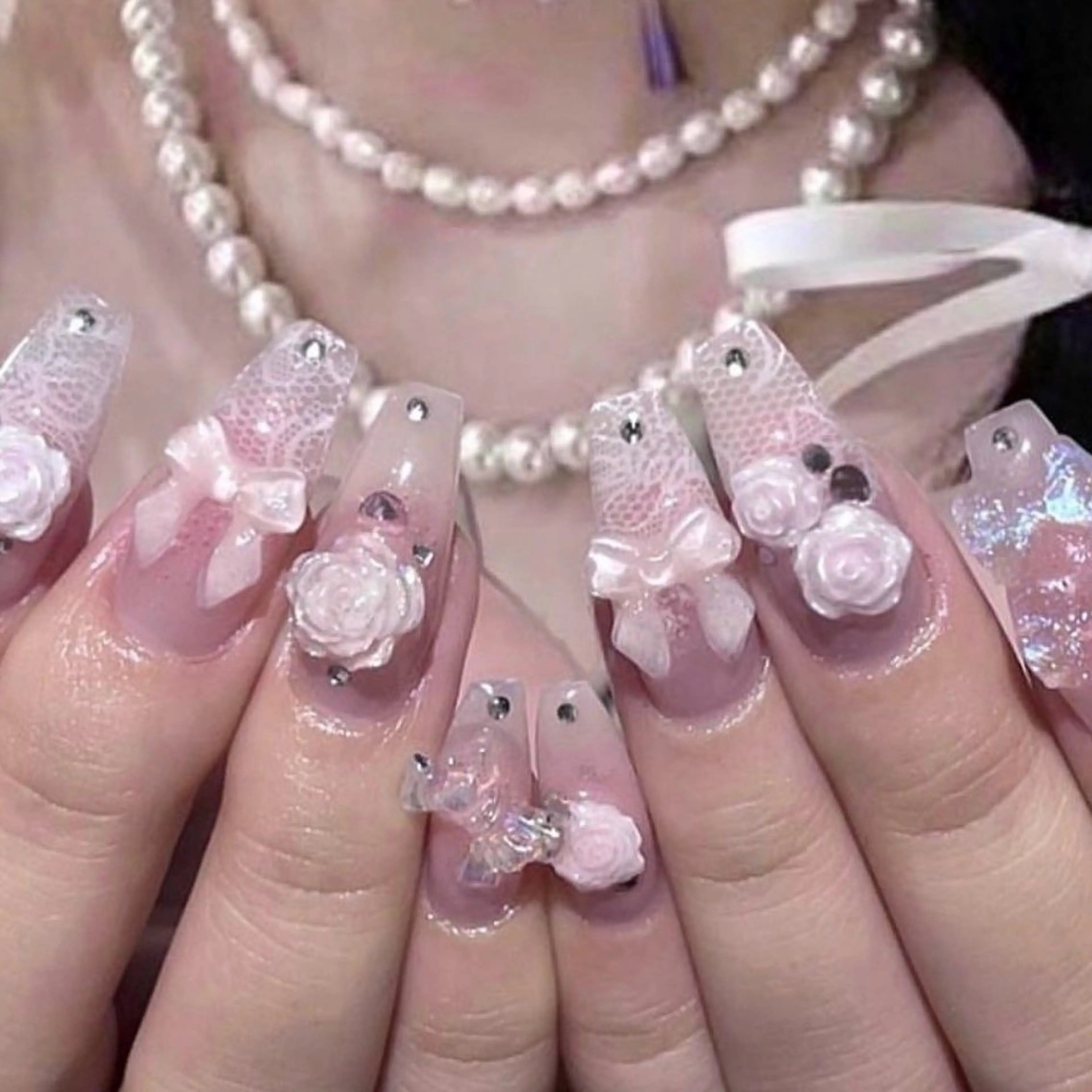 ネイル レース リボン Bonnal所属・Manamǐ 個性派のネイルデザイン