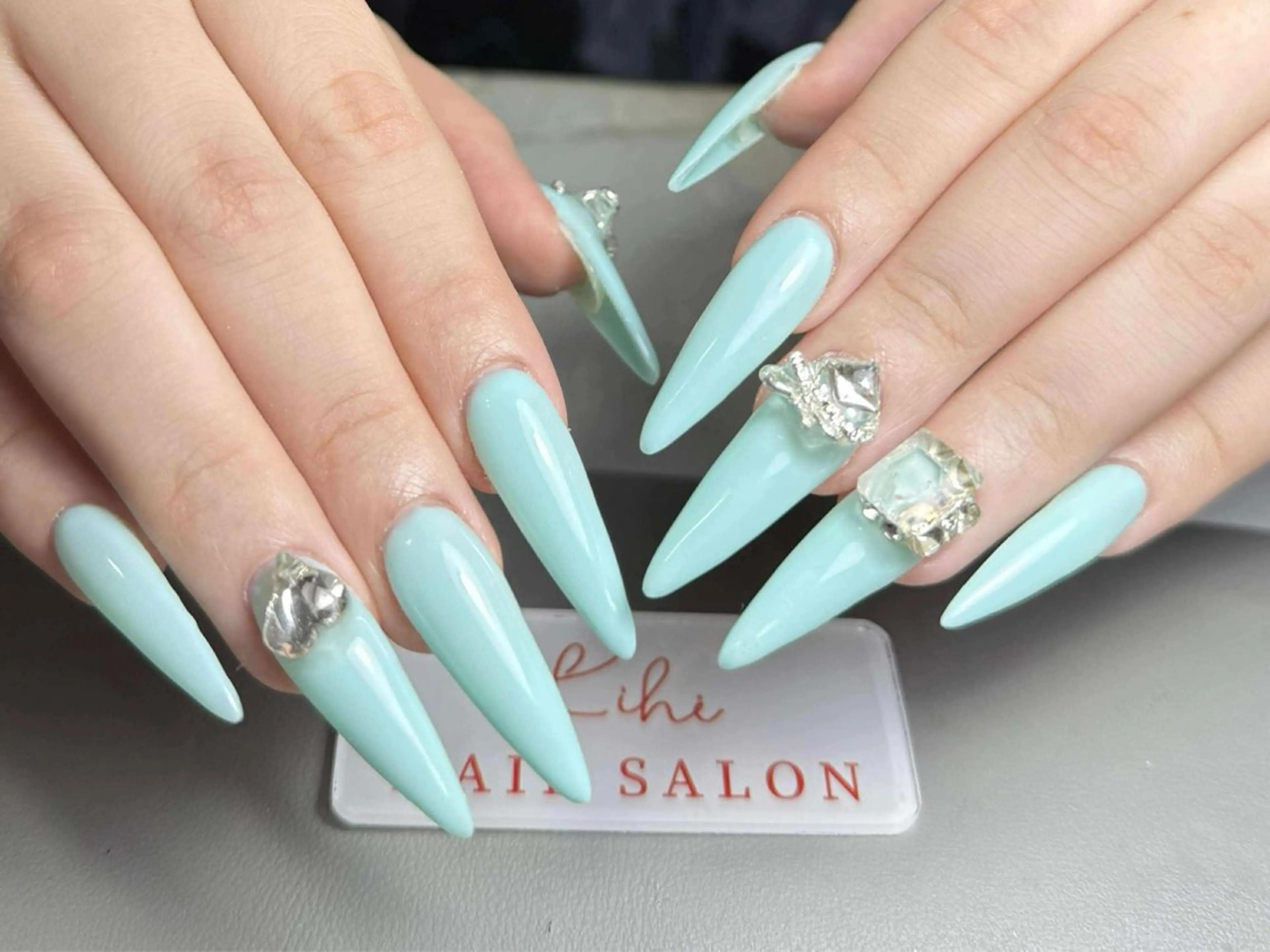 ネイル アートネイル フレンチネイル ジェルネイル グラデーション 韓国ネイル ハンドネイル さくら💮💮 【オフ無料】のネイルデザイン