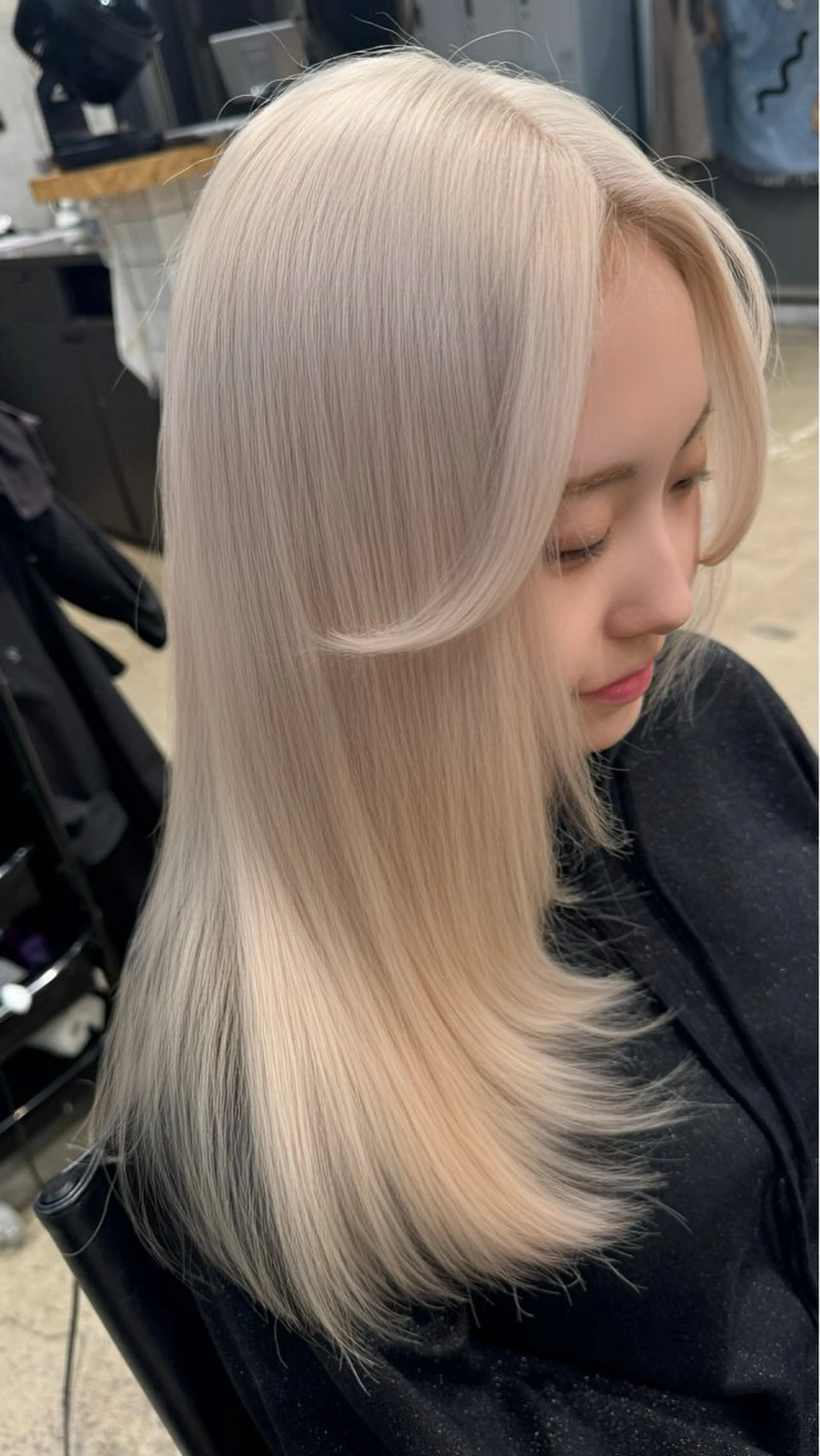 セミロング カラー ベージュカラー ホワイトベージュ SALOWIN 原宿 IL Salice ３F所属・失敗したくない方へ Inoue Kahoのヘアスタイル