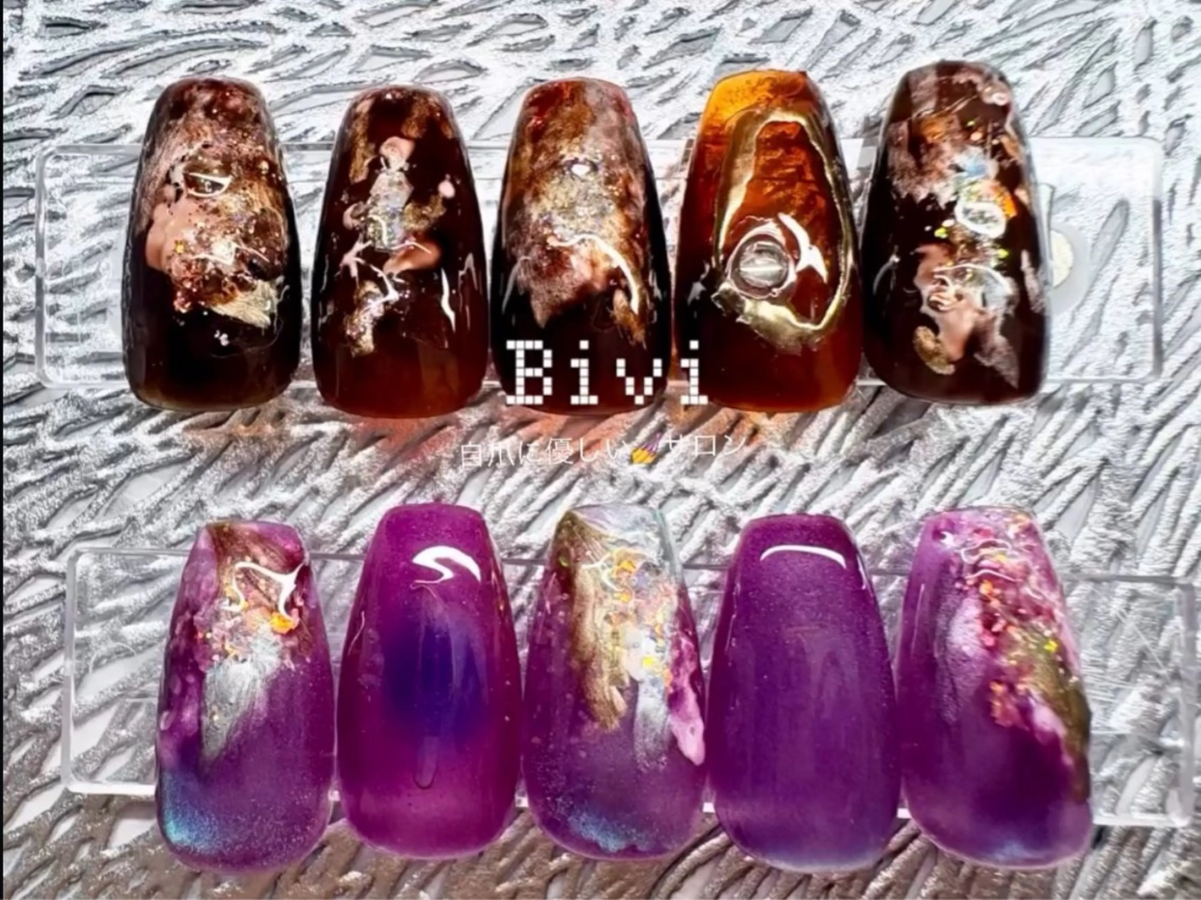 ネイル アートネイル ラメ(グリッター) 持ち込み ニュアンスネイル 冬ネイル ハンドネイル ハンドケア ♡Bivi♡自爪に 優しいネイルサロンのネイルデザイン