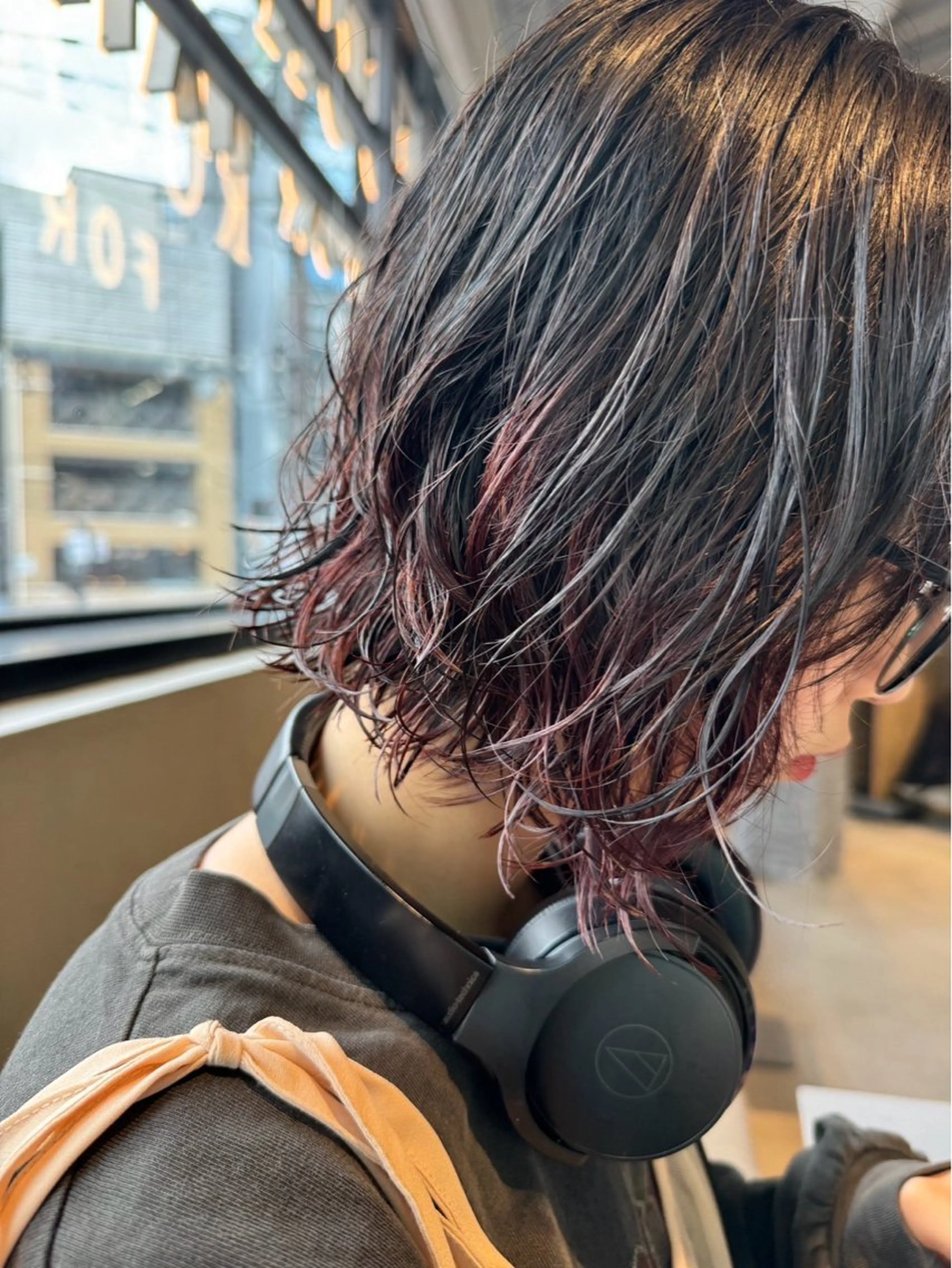 ミディアム カラー パーマ ROCAReTA FOR HAIR 千本丸太町店所属・なかがきはな/ボブ/ レイヤー/パーマのヘアスタイル