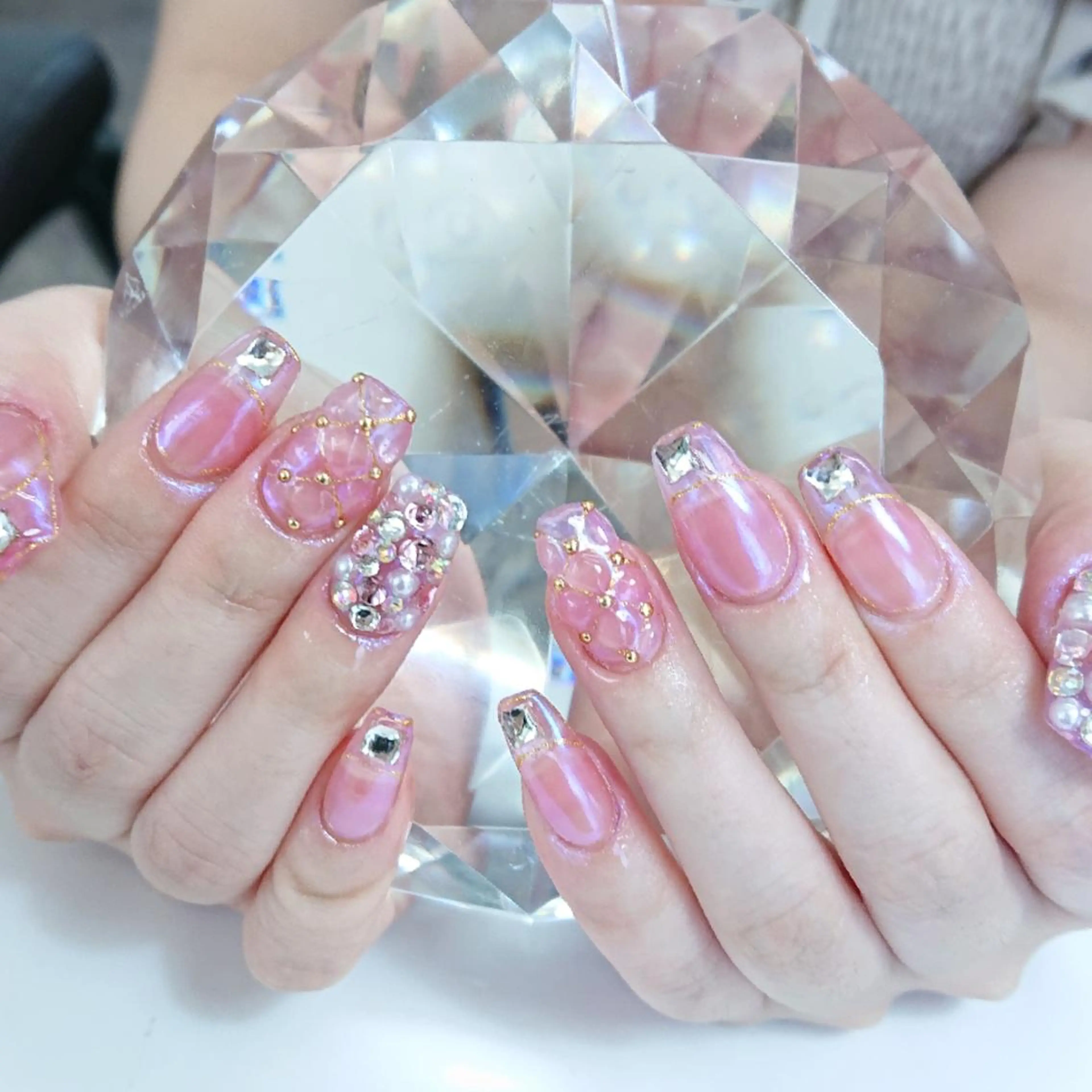 ネイル オーロラネイル フレンチネイル Coco Girlsのネイルデザイン