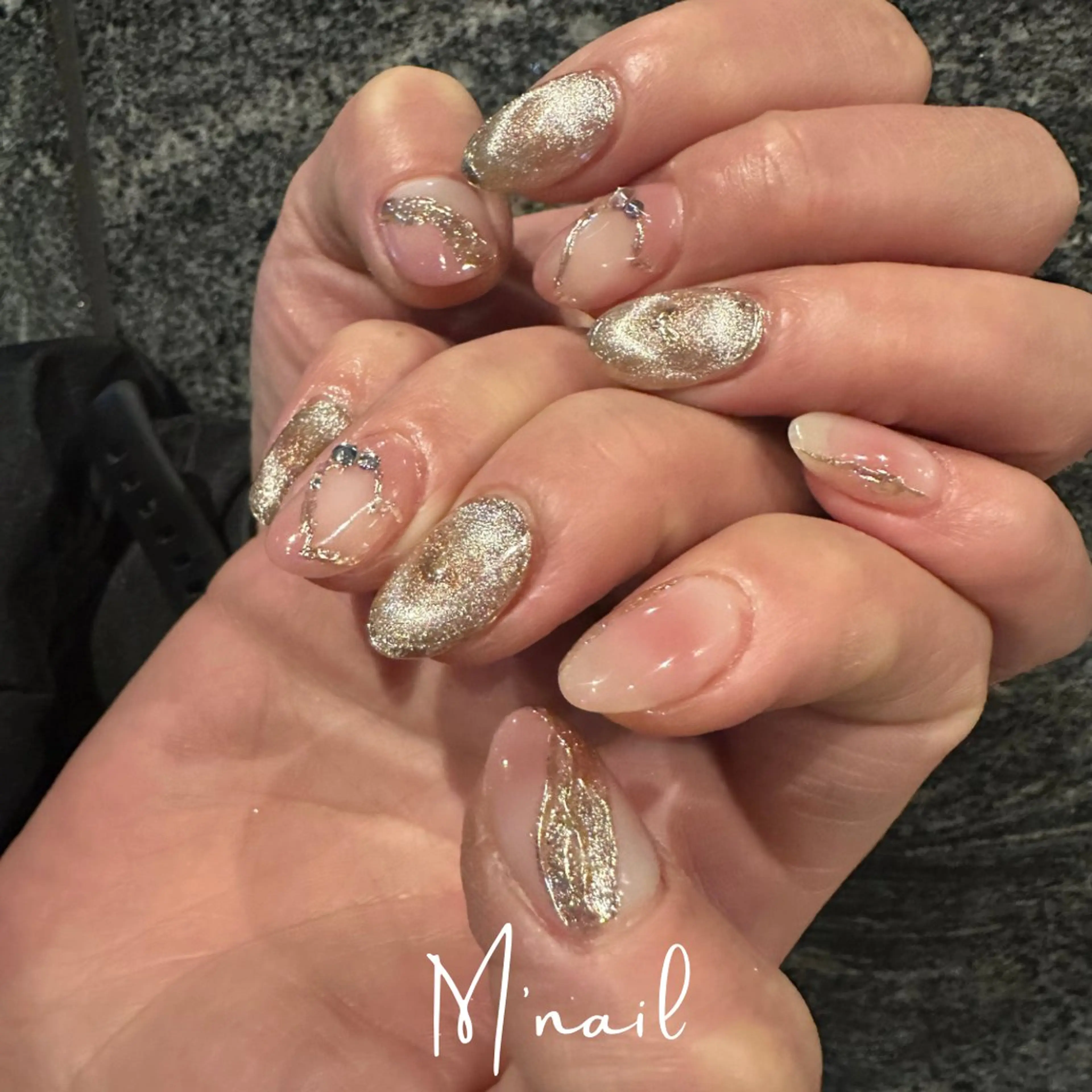 ネイル ハート キラキラネイル バレンタイン ハンドネイル M' nailのネイルデザイン