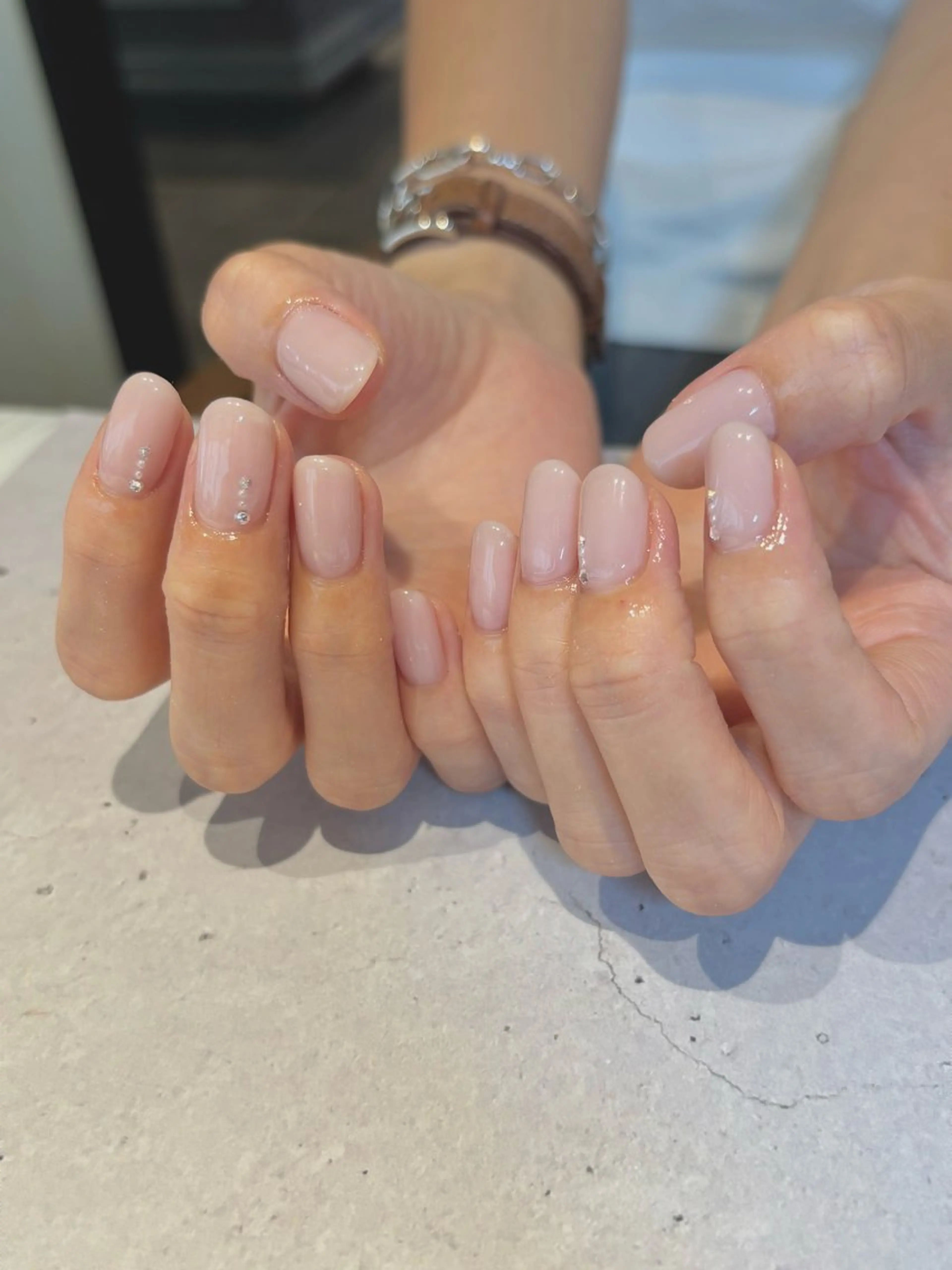 パラジェル使用♡オフありワンカラー/ラメグラデーションネイルの写真