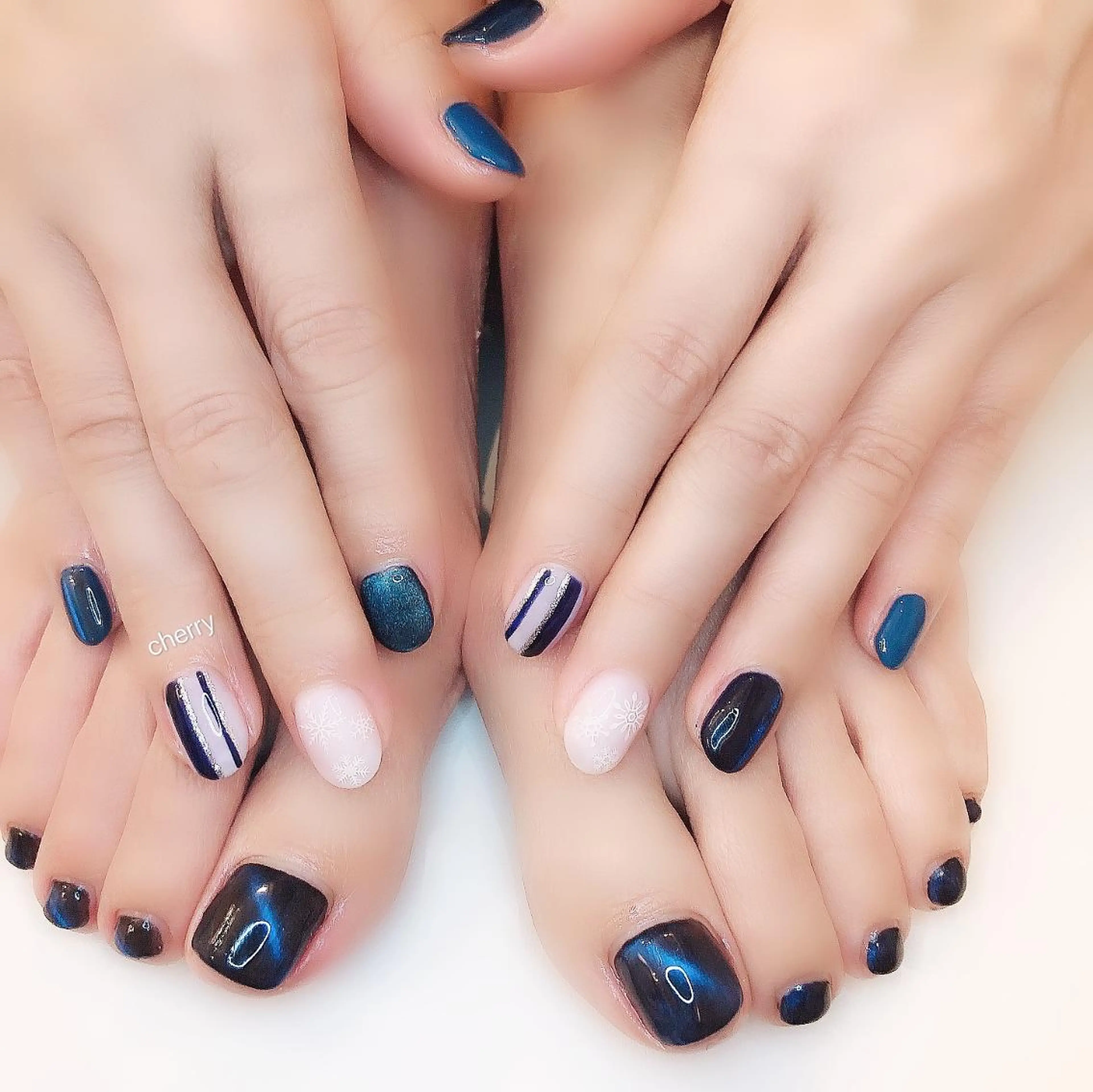 ネイル ジェルネイル SAKURA 🍒のネイルデザイン