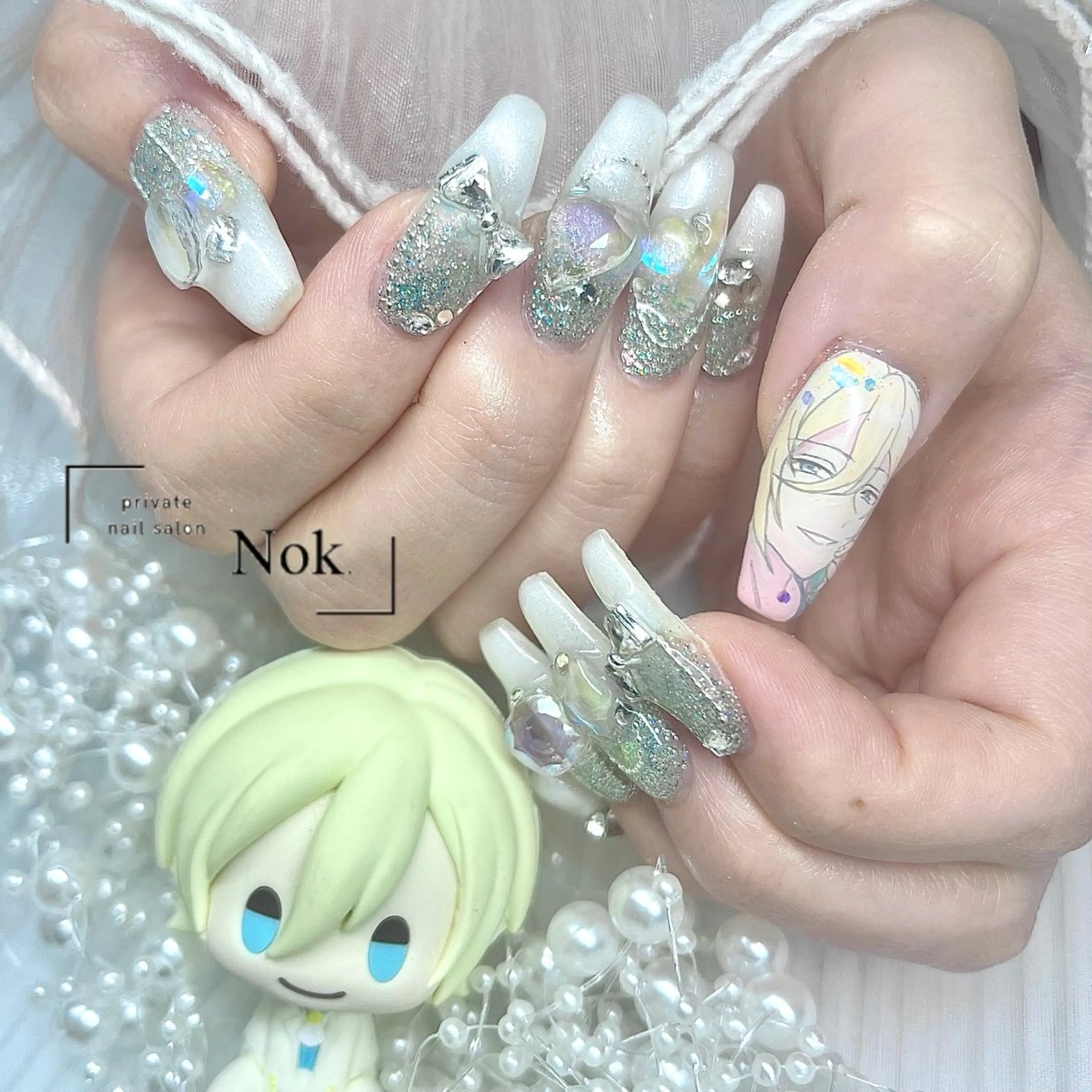 ネイル ストーンネイル ハンドネイル 池袋痛ネイル Nok. 渡辺のネイルデザイン