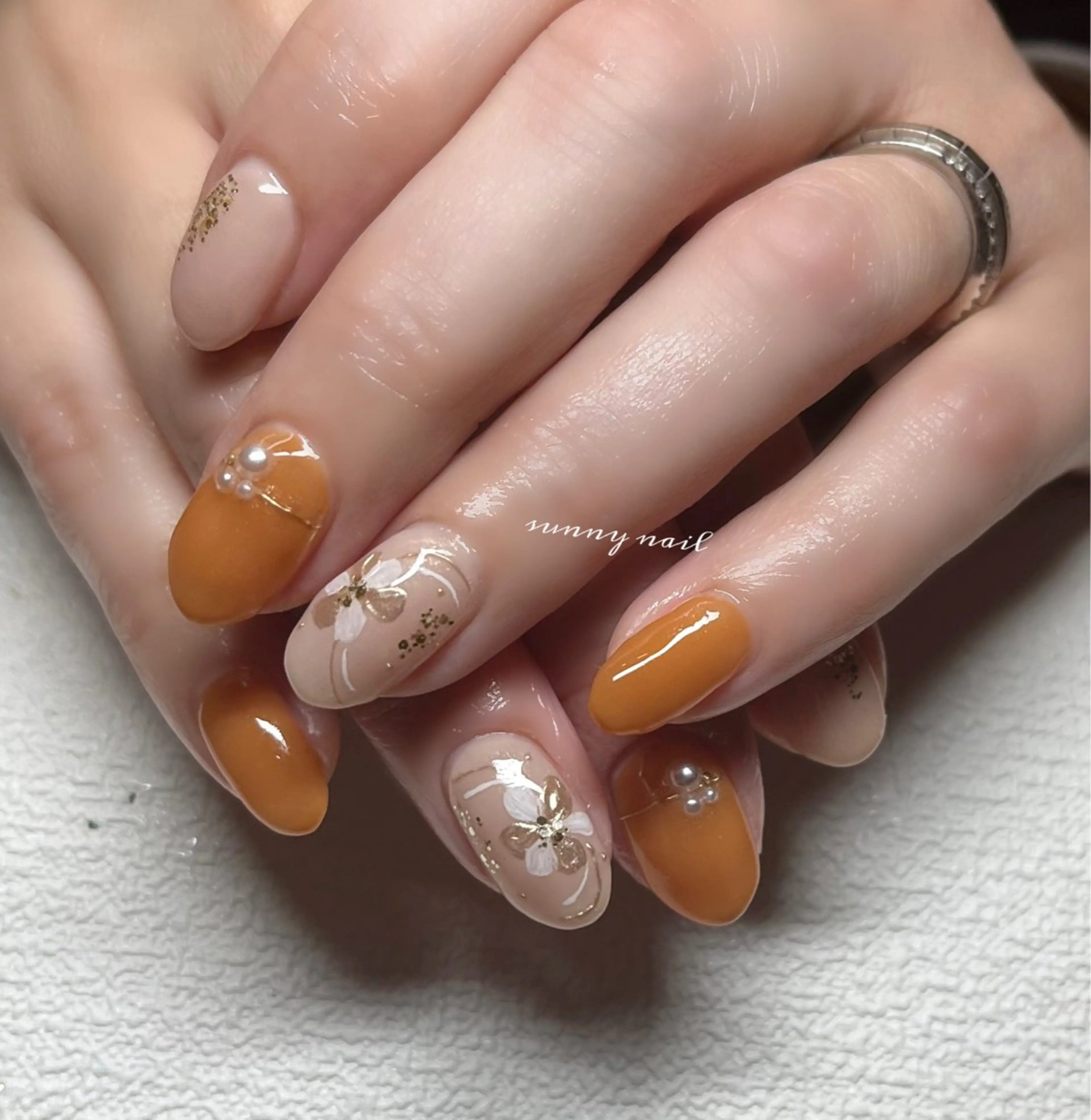 ネイル フラワーネイル ジェルネイル ミラーネイル オレンジ パラジェル sunny nailのネイルデザイン