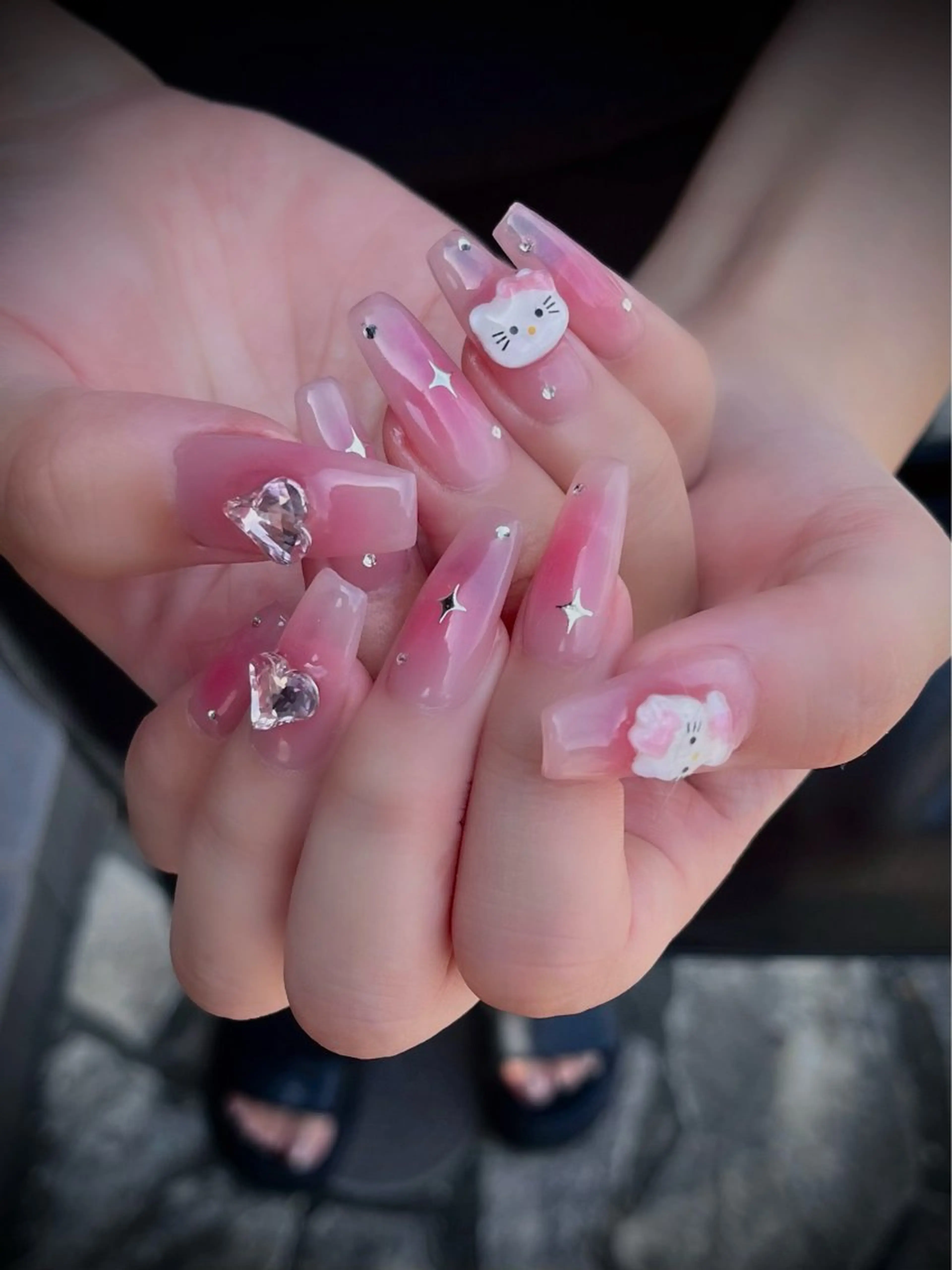 ネイル フットネイル キラキラネイル マグネットネイル ワンカラーネイル スカルプネイル nine.🦋 YUKOのネイルデザイン