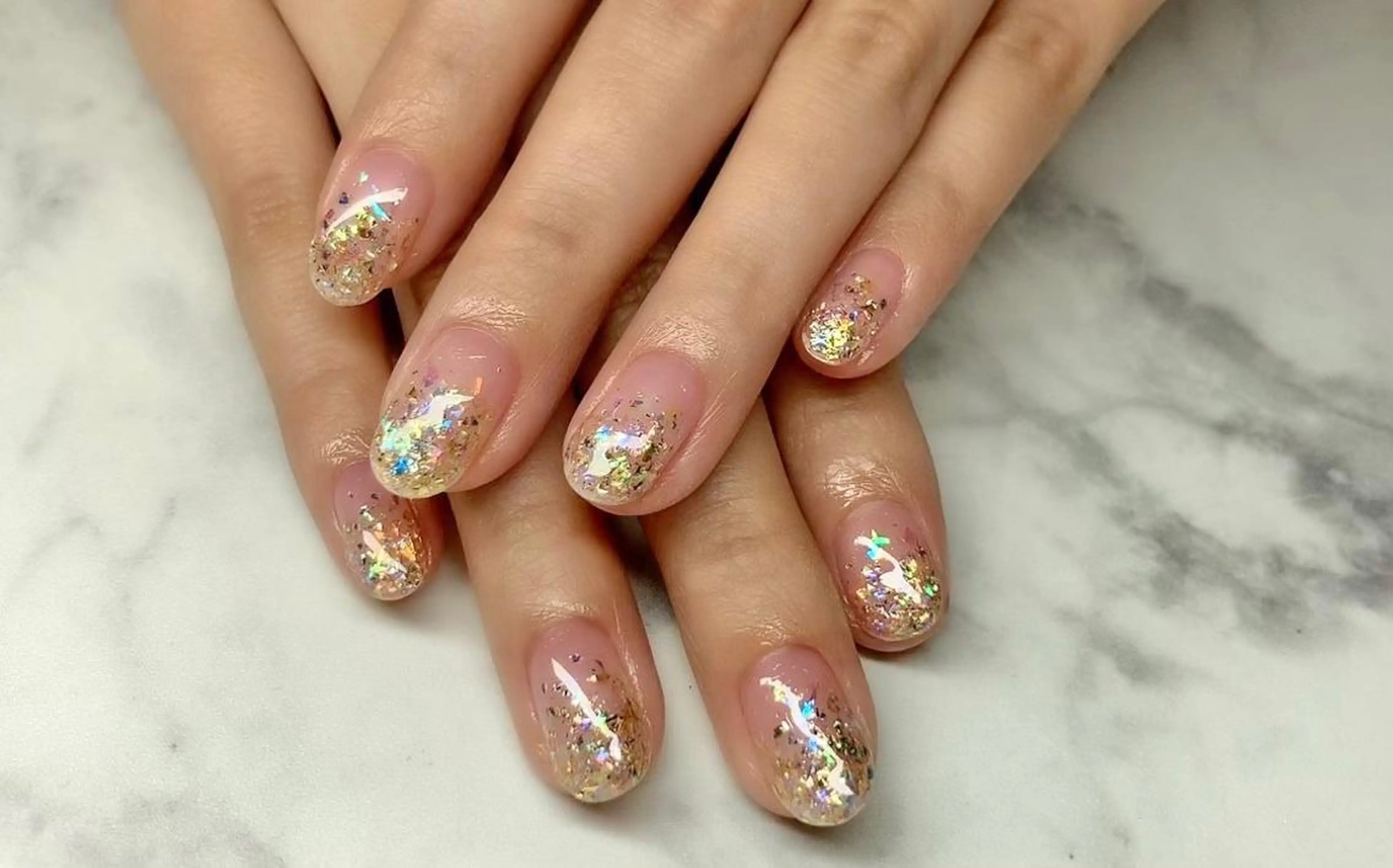 ネイル 長さ出し ジェルネイル 韓国ネイル ラメ(グリッター) ラメグラデーション ハンドネイル Nail&eye Belire 新宿のネイルデザイン