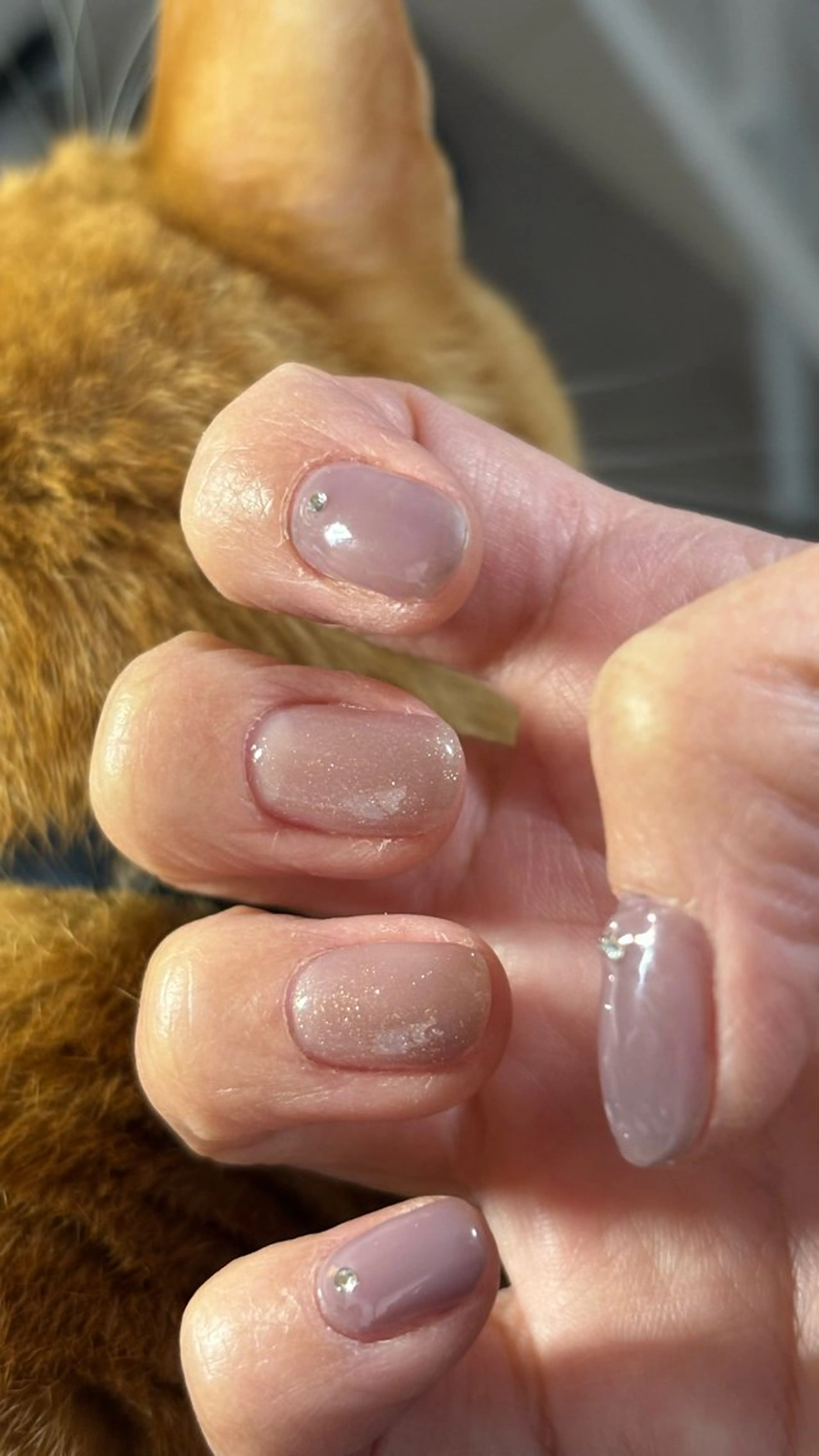 施術日を含め5日以内のネイルの欠けや浮き等のお直しの写真