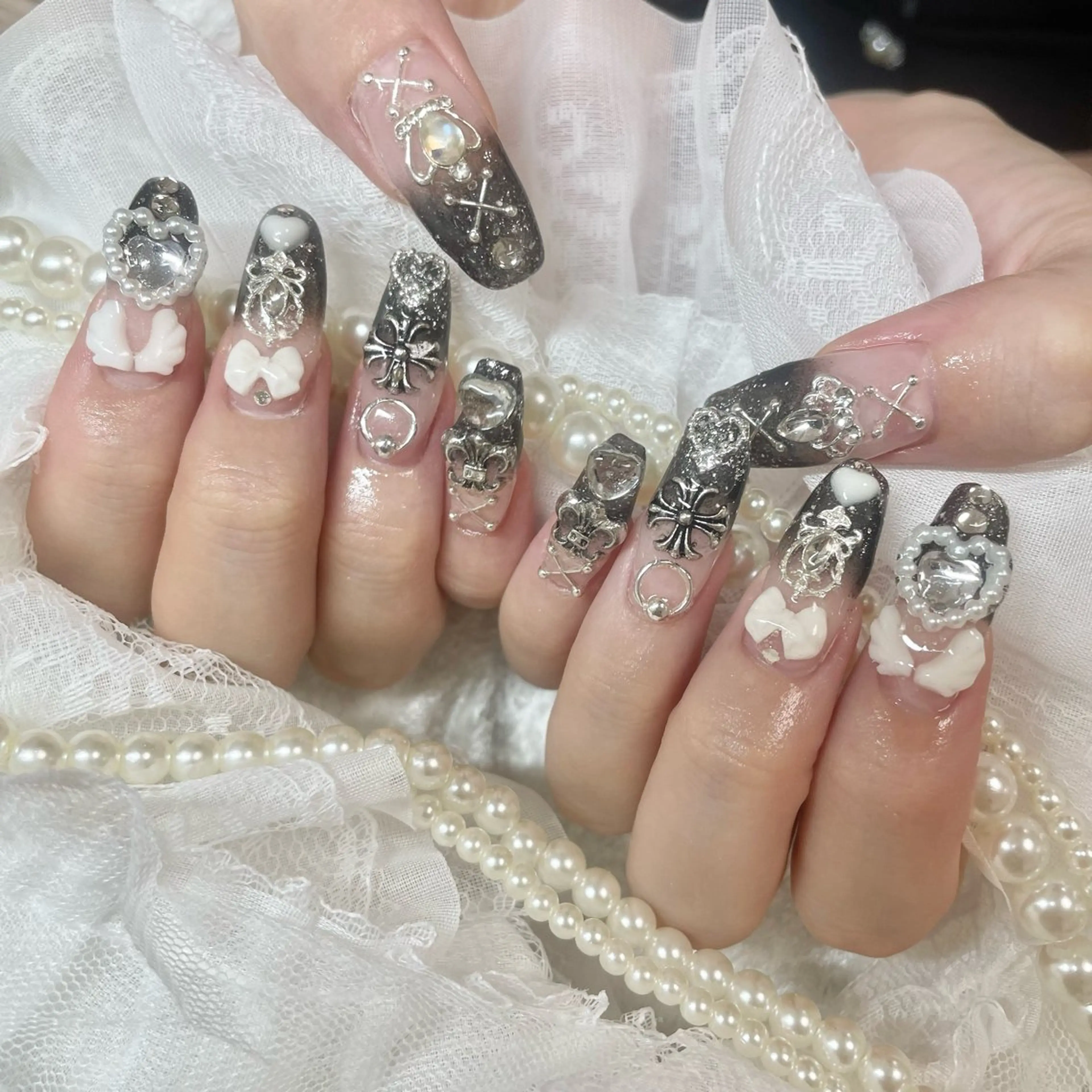 ネイル キラキラネイル ハンドネイル フットネイル 🎀AYAKO 🎀中韓ネイルのネイルデザイン