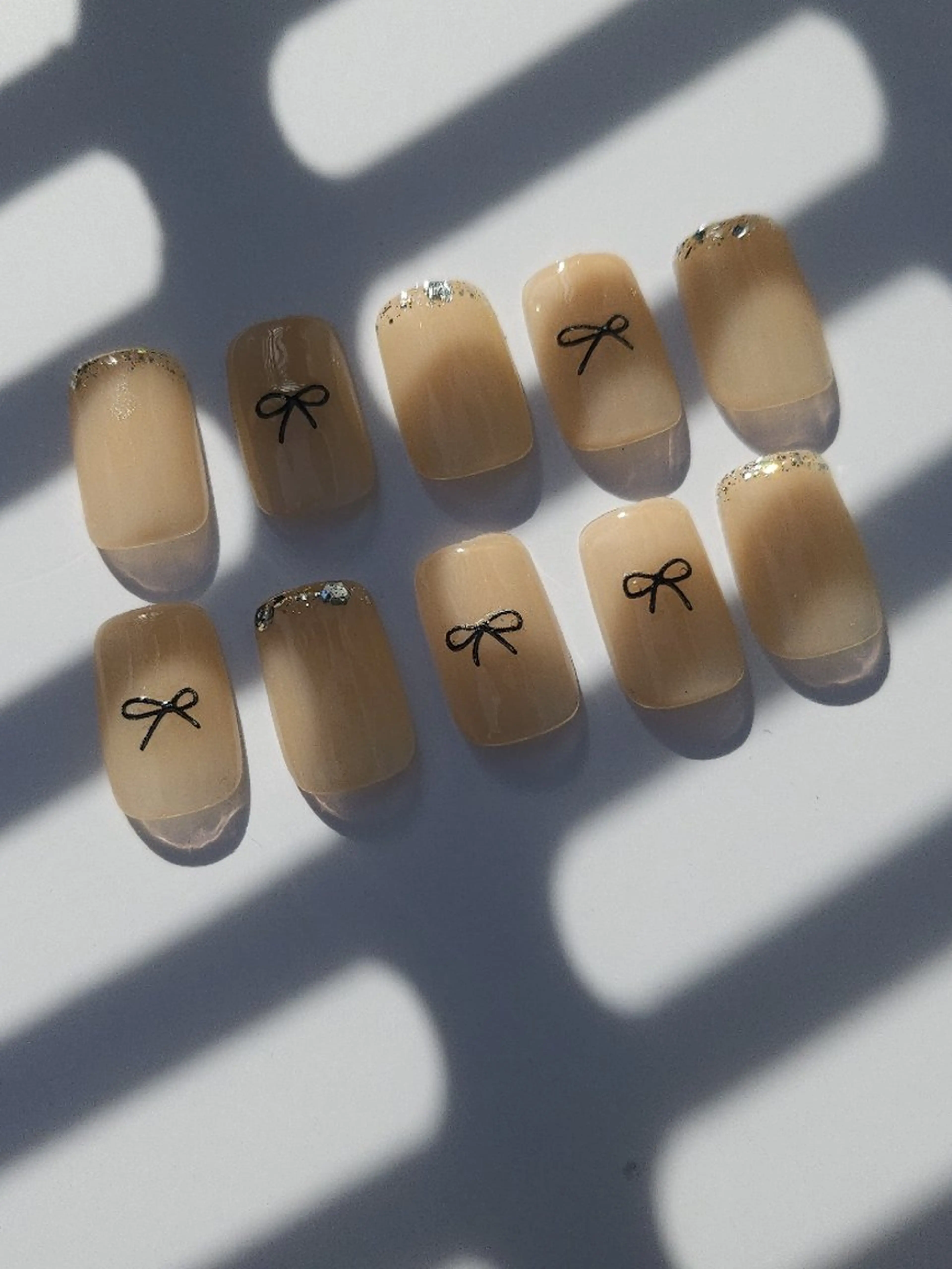 ネイル リボン emust.nail   のネイルデザイン