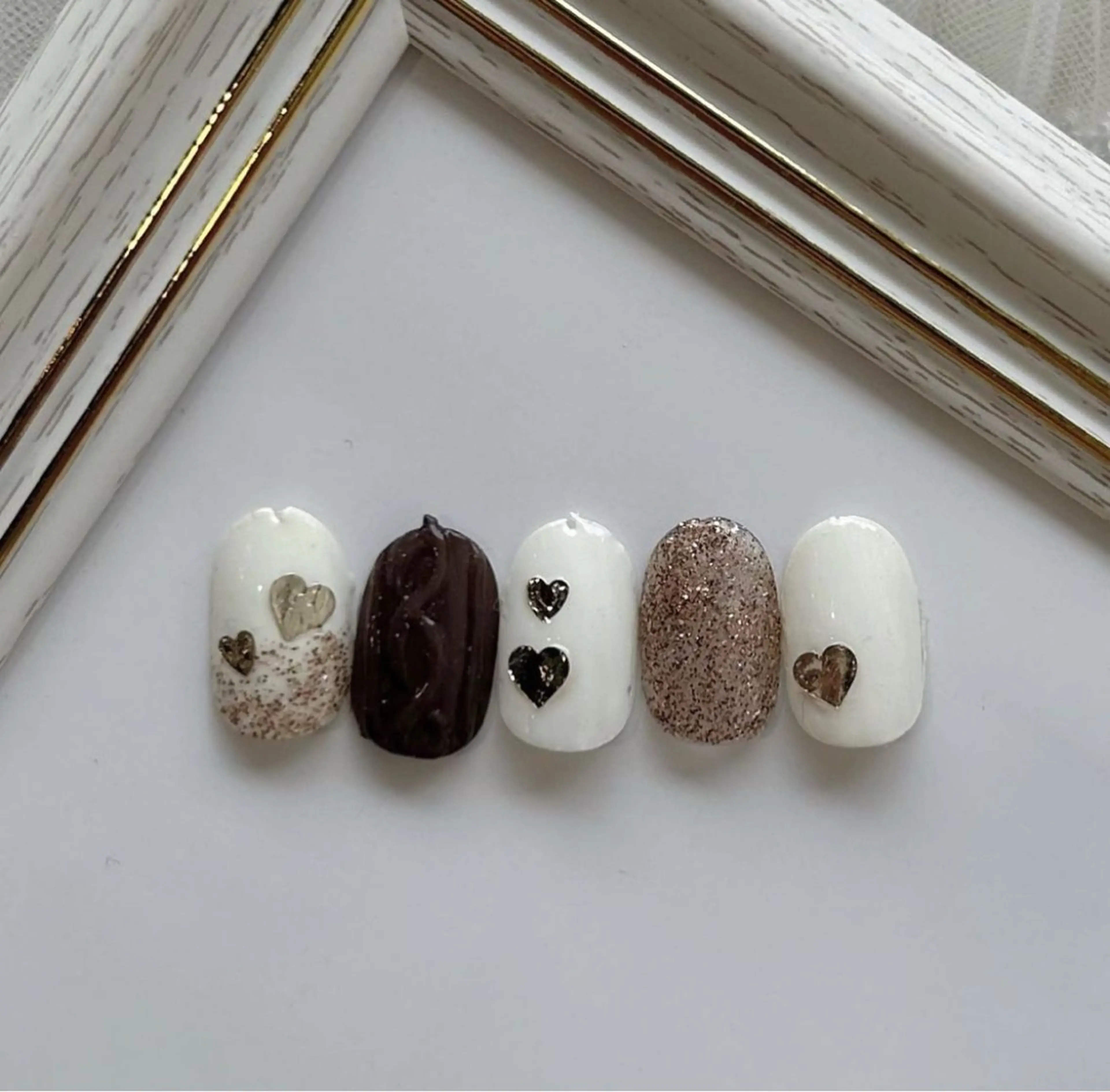 ネイル ストーンネイル Vante ヴァンテのネイルデザイン